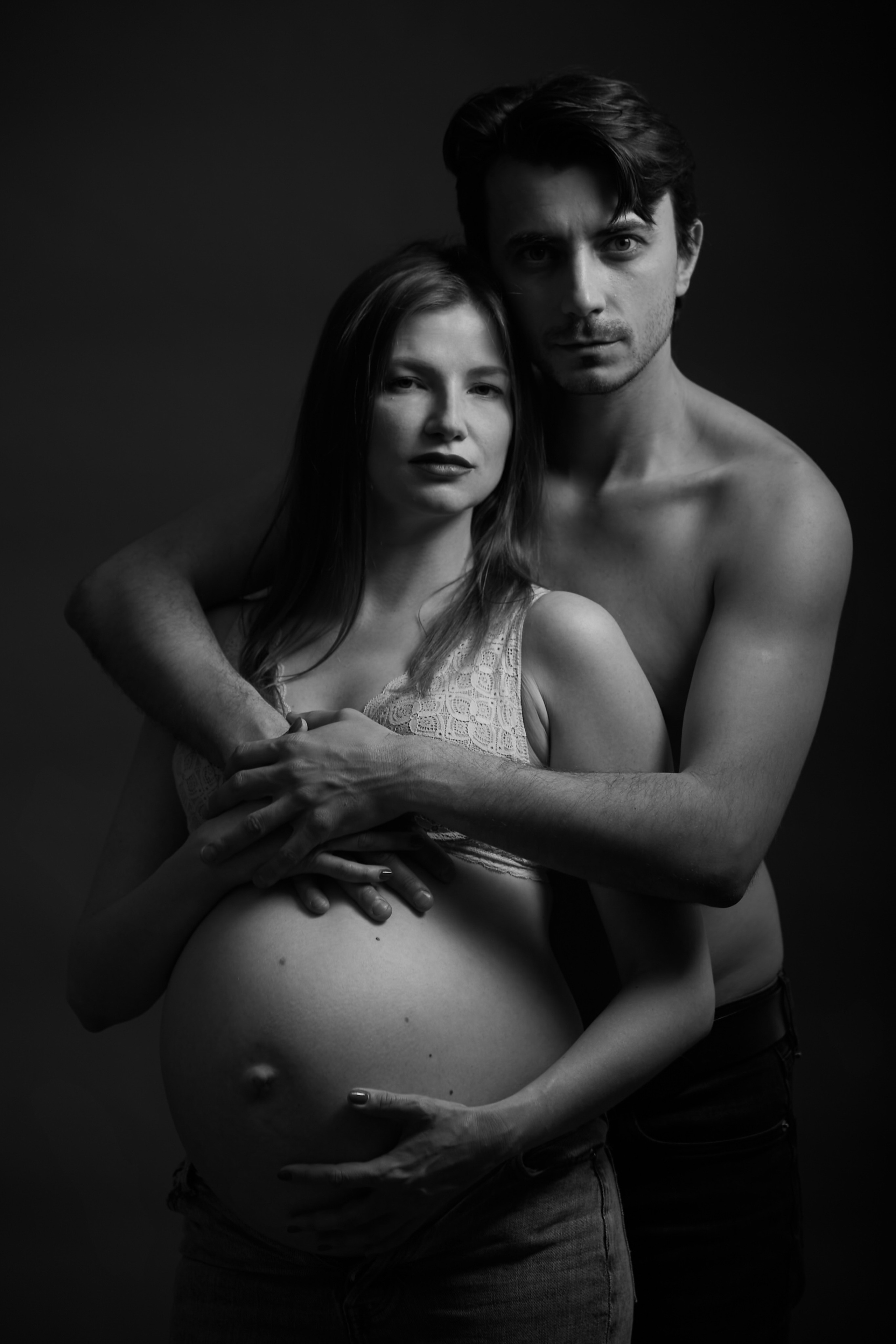 Фотосессия беременности — стильное фото в «Миллион Портретов»