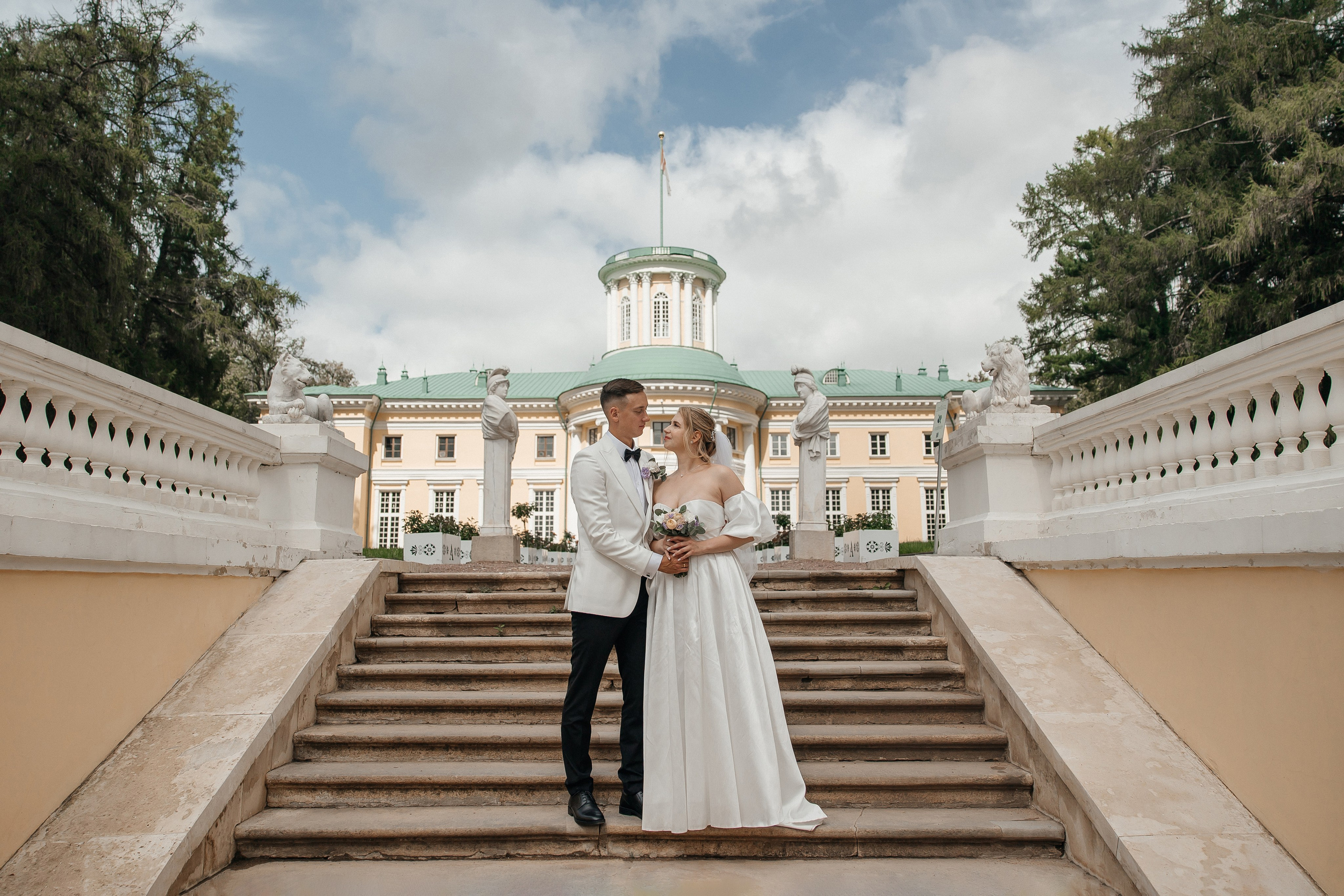 свадебная фотосессия в усадьбе Архангельское