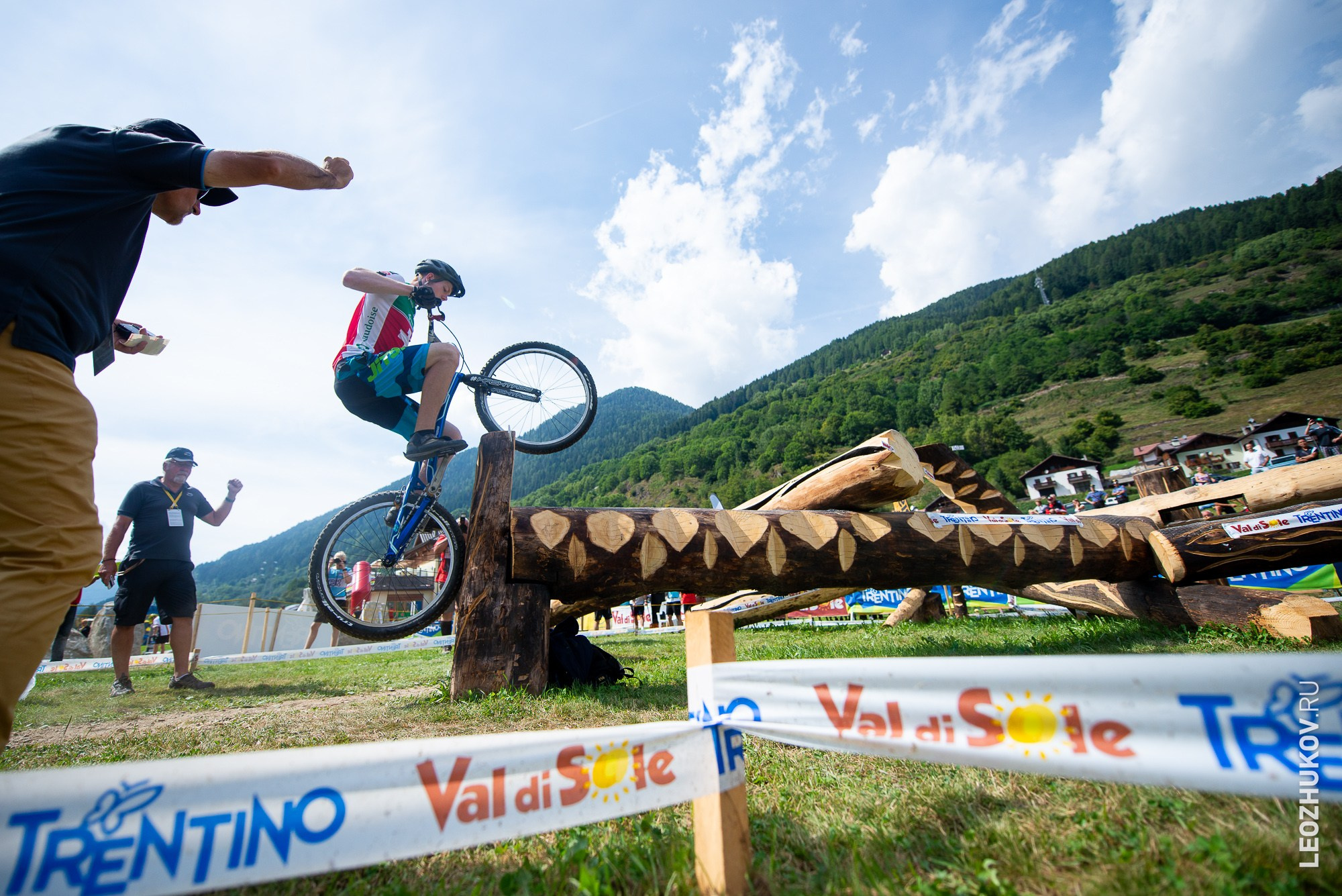 UCI Trials World Championships 2016 — finals. Sports photographer Leonid Zhukov