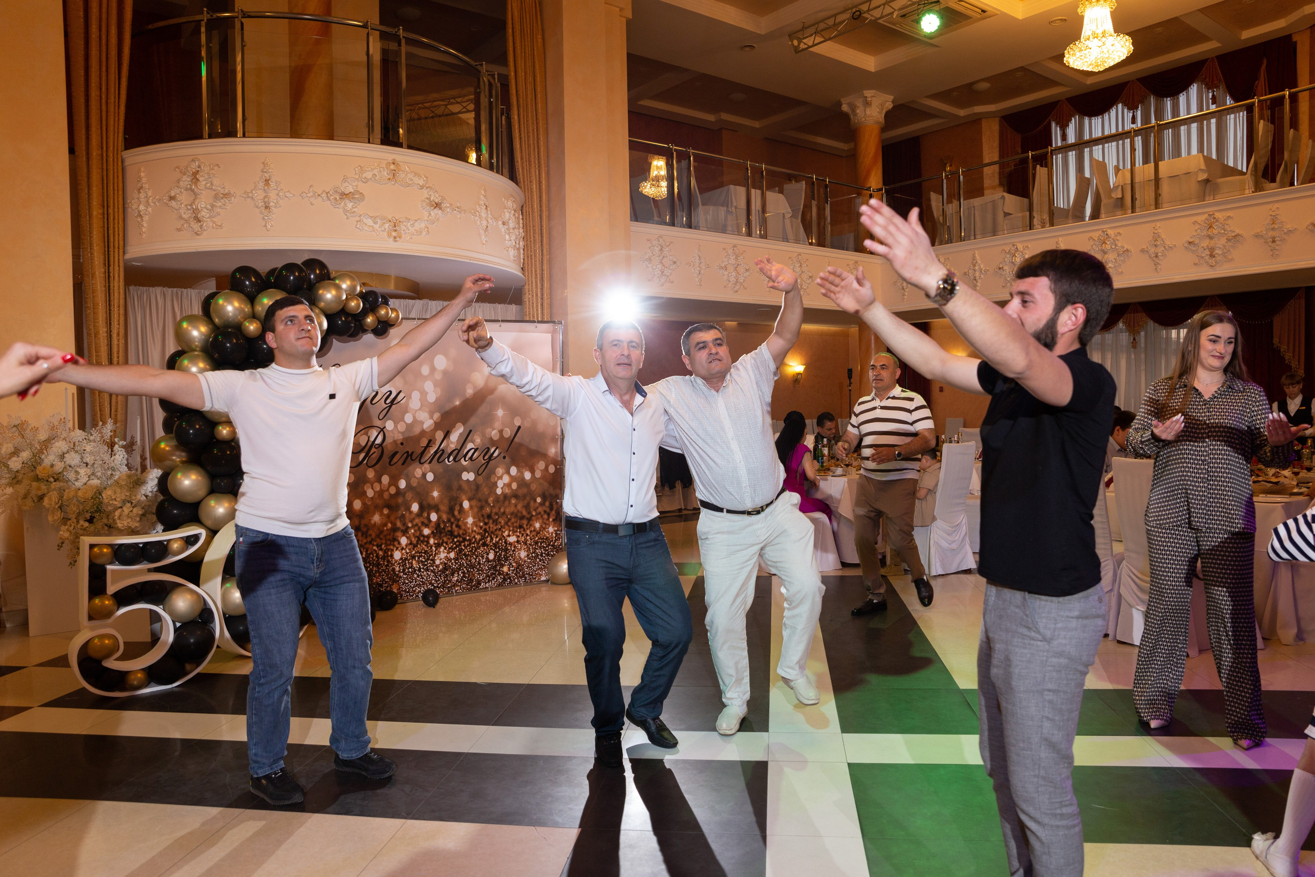 Съёмка юбилея. Фотограф в Ростове Александр Градов — заказать услуги фотографа