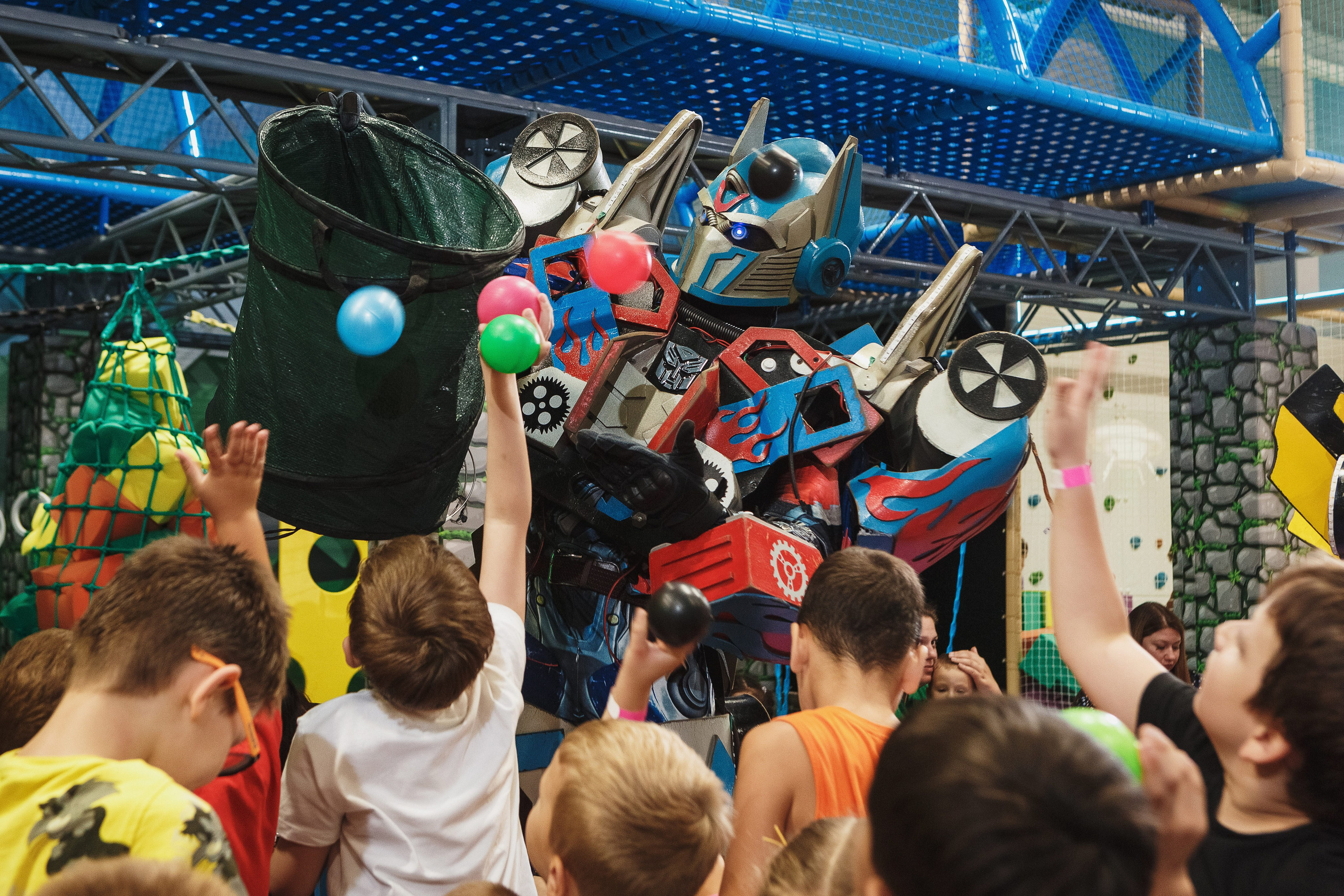 Туси Джуси Таганрог — Яркие и Весёлые Фотографии Детской Игровой Зоны. Свадебный и семейный фотограф в Таганроге Бакарюк Антон