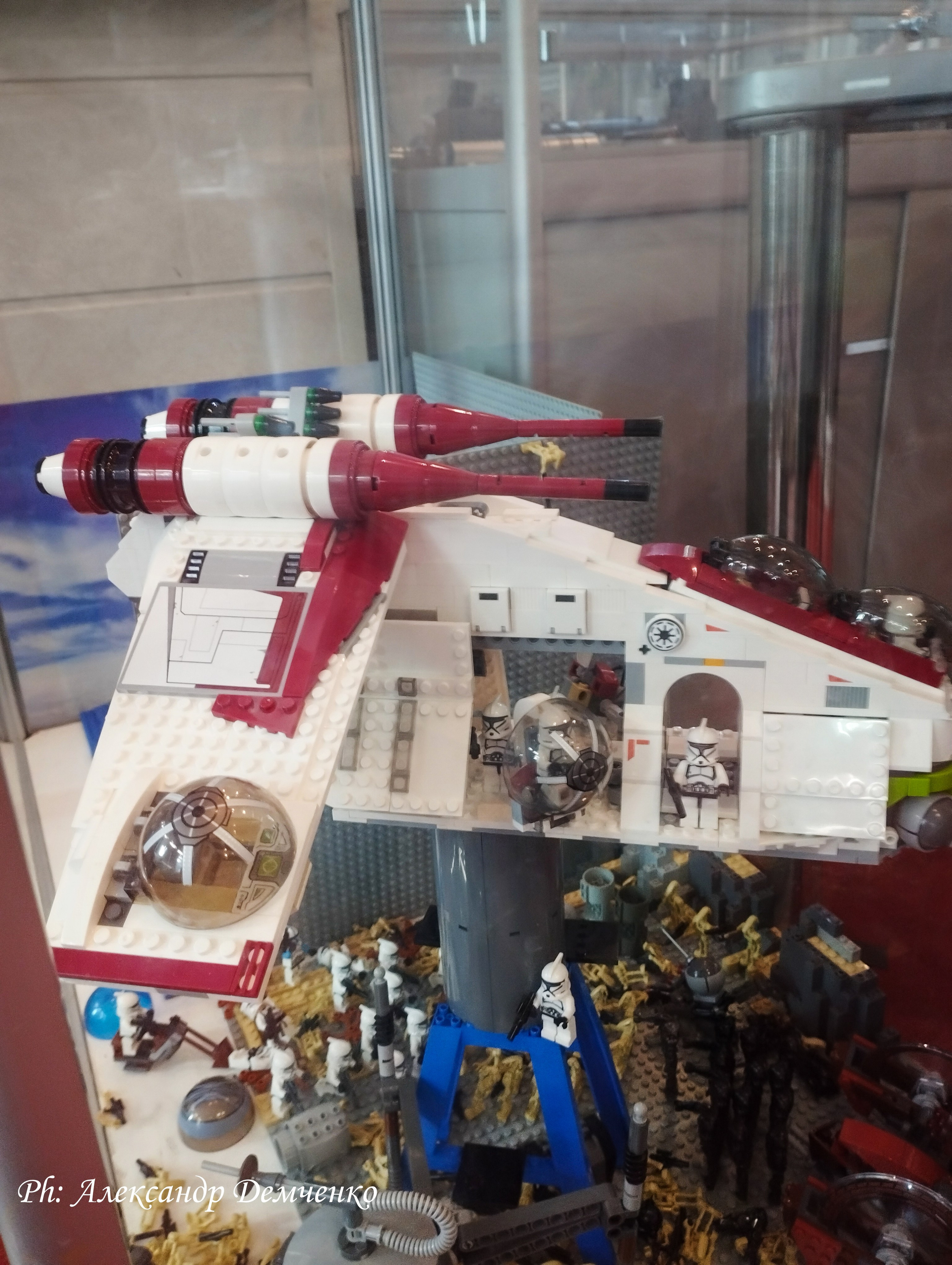 Фотосессия в музее Звездные Войны Далёкой Галактике в Москва