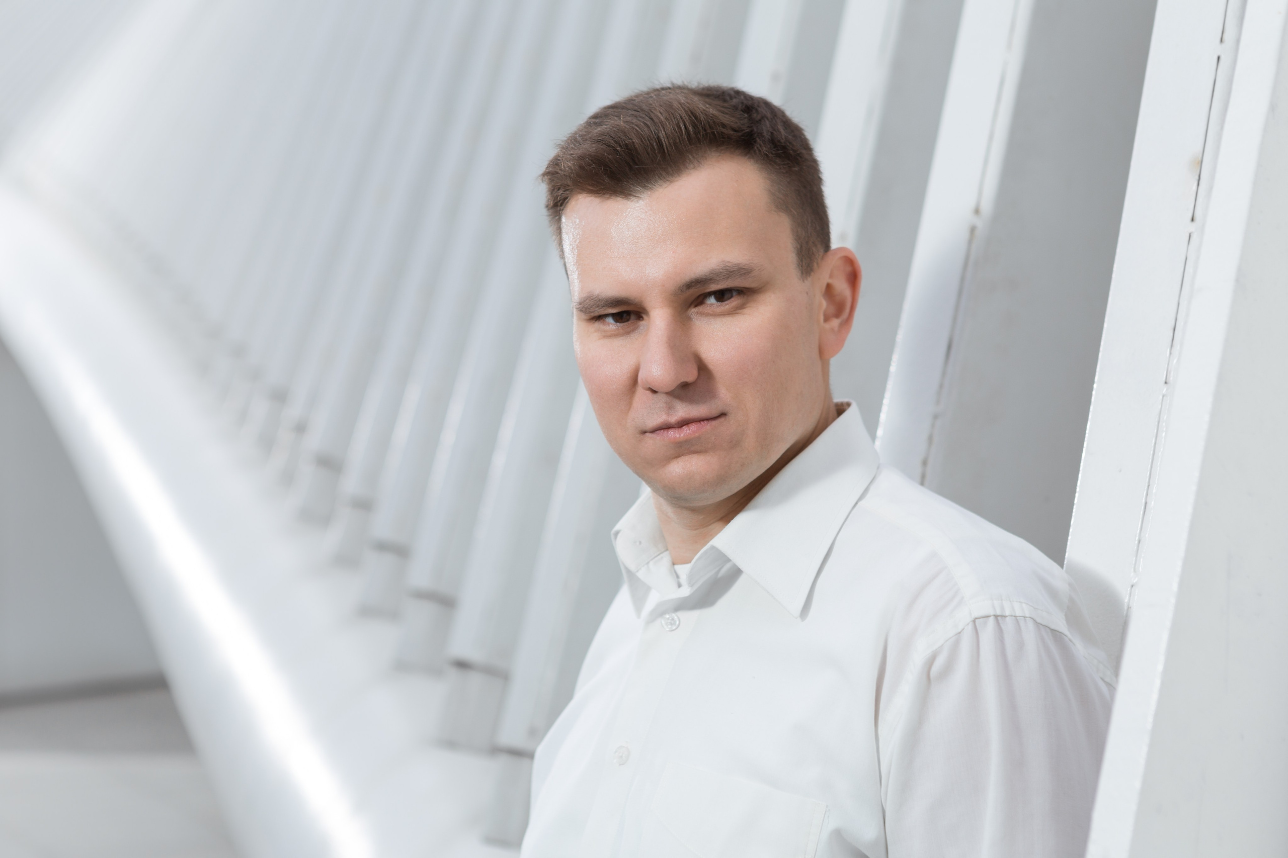 Наиль. Рекламный, предметный, репортажный, семейный фотограф и художник в Москве