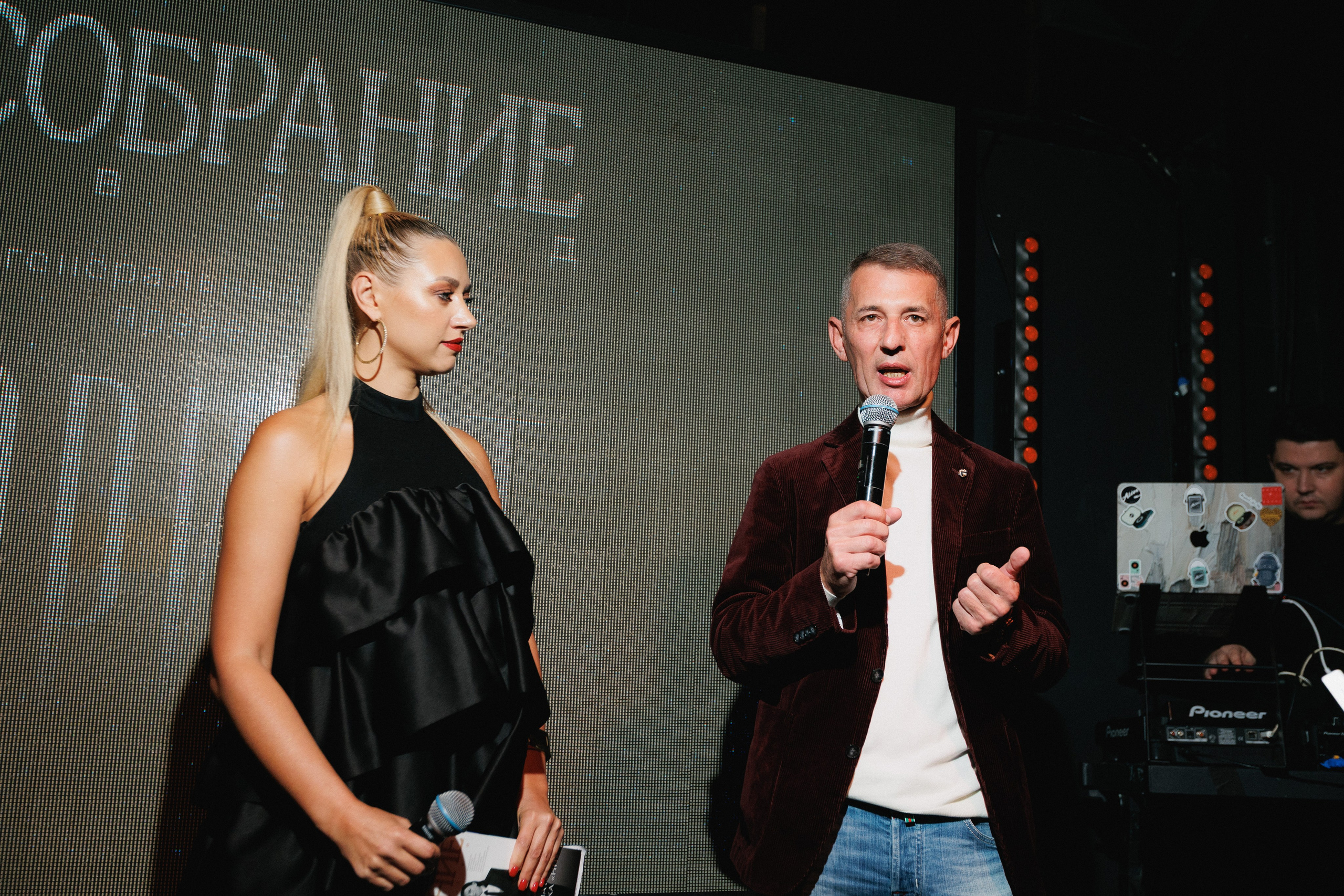 СОБРАНИЕ ЗВËЗД. СВОИ. ФОТООТЧЕТЫ-СОБЫТИЯ-МЕСТА