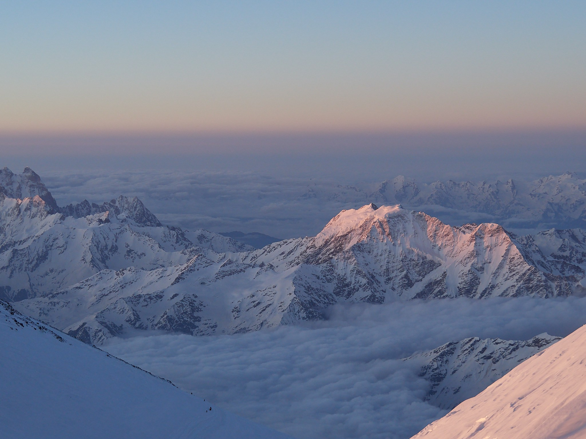 Горный, высотный Фотограф на Эльбрусе Георгий