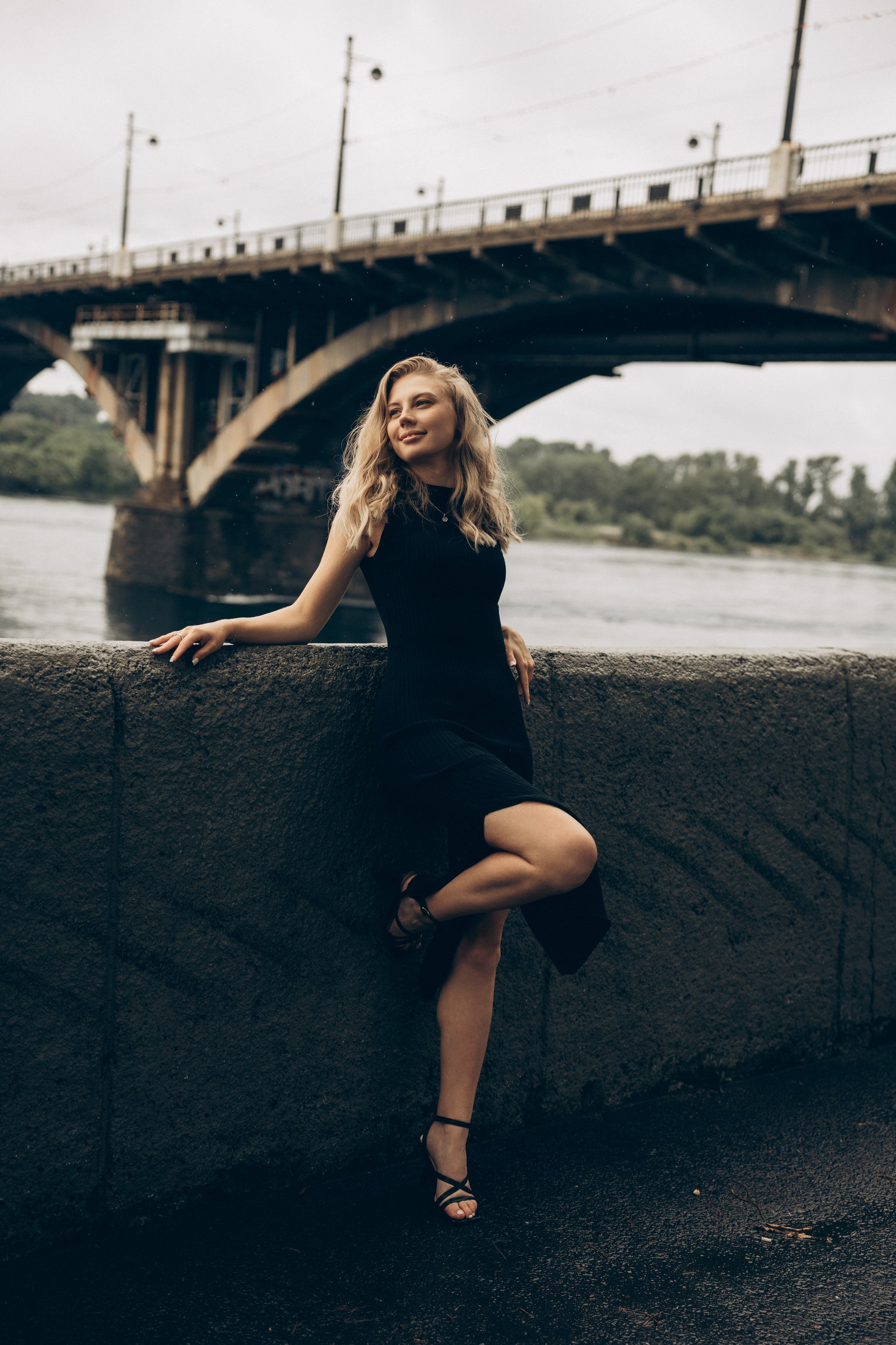 Прогулка под дождём. Свадебный, семейный фотограф в Иркутске Светлана Макаричева