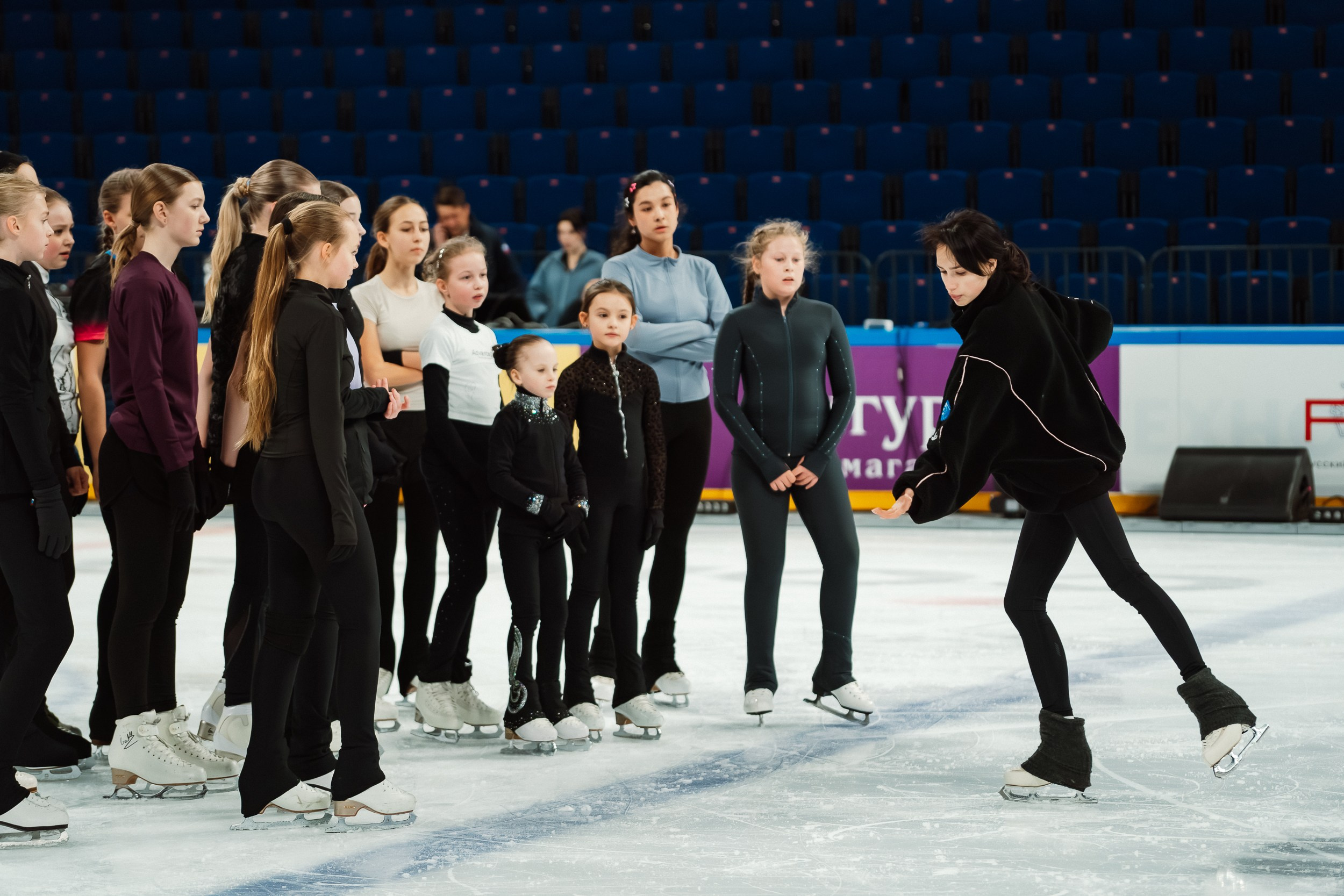 Мастер-класс Алины Загитовой в Новосибирске (11-00). Воробьева Ксения — Спортивный и танцевальный фотограф Новосибирск