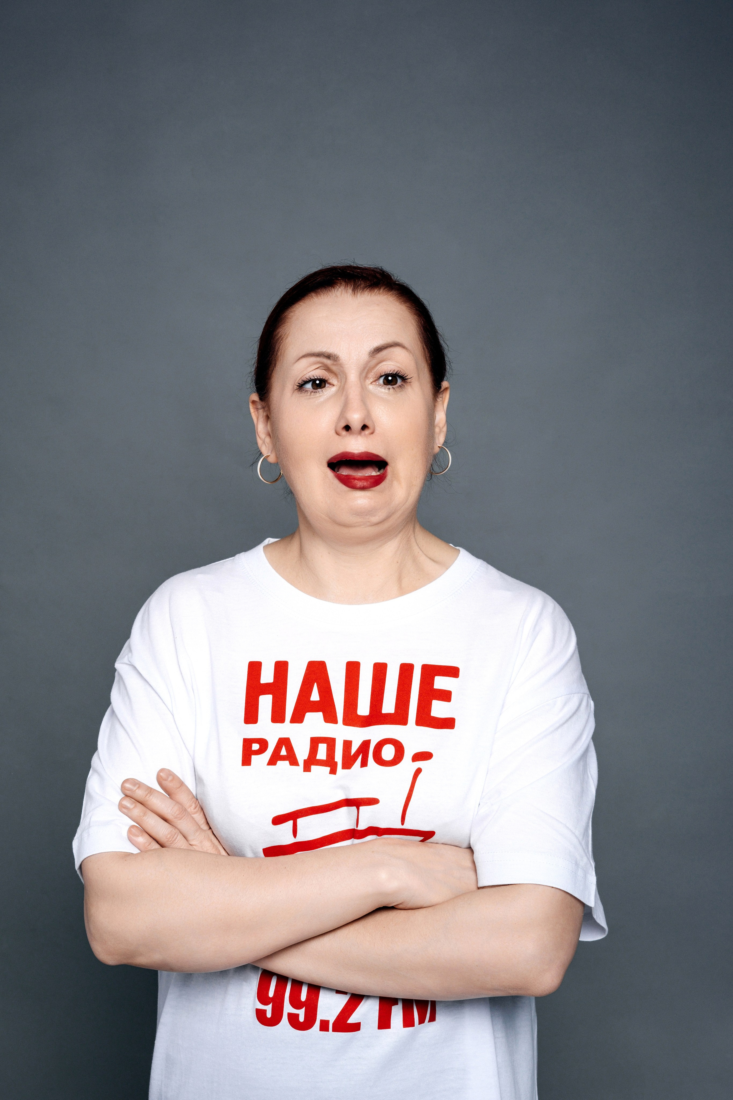 Юлия Бутакова, ведущий утреннего шоу на Нашем Радио и многодетная мама. Фотограф и видеограф Анна Жагорина