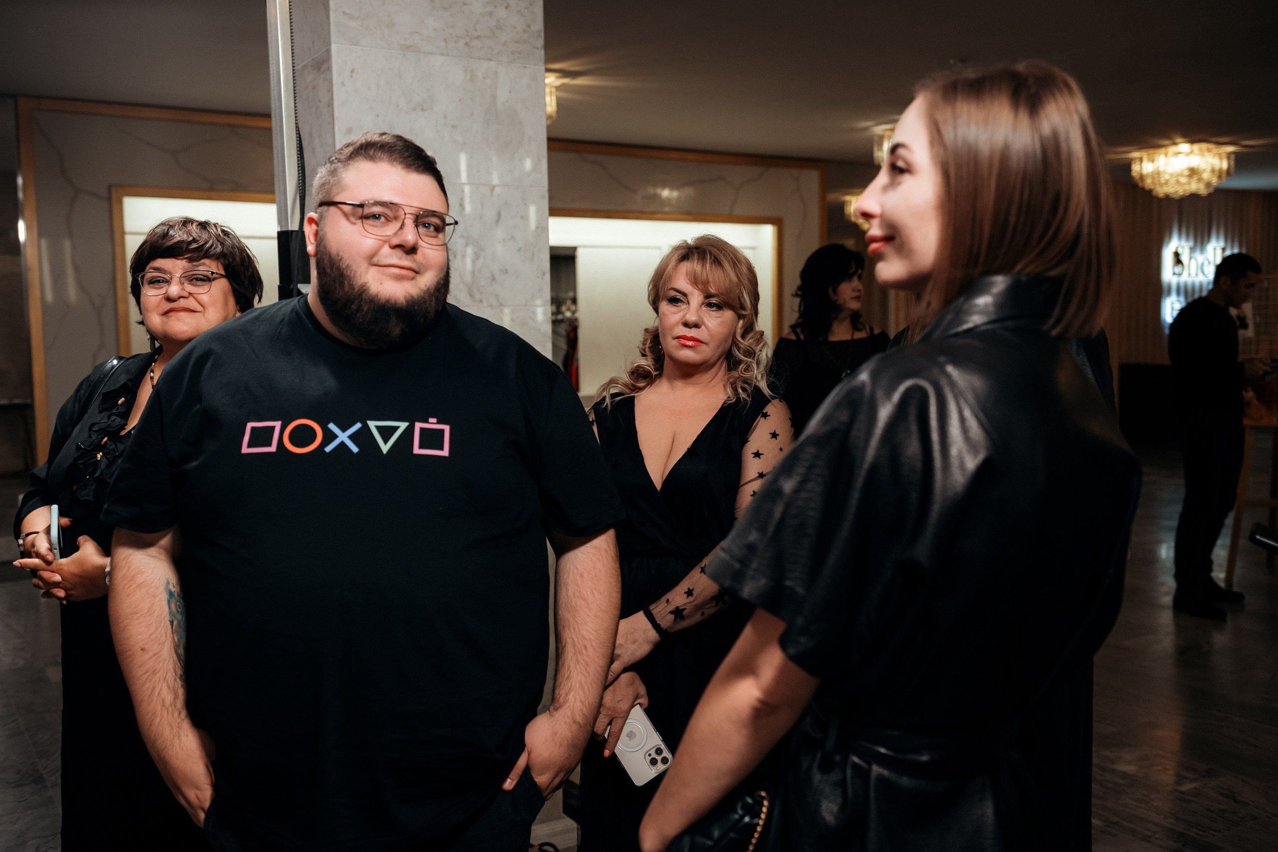 ЛИЦА.DV. СВОИ. ФОТООТЧЕТЫ-СОБЫТИЯ-МЕСТА