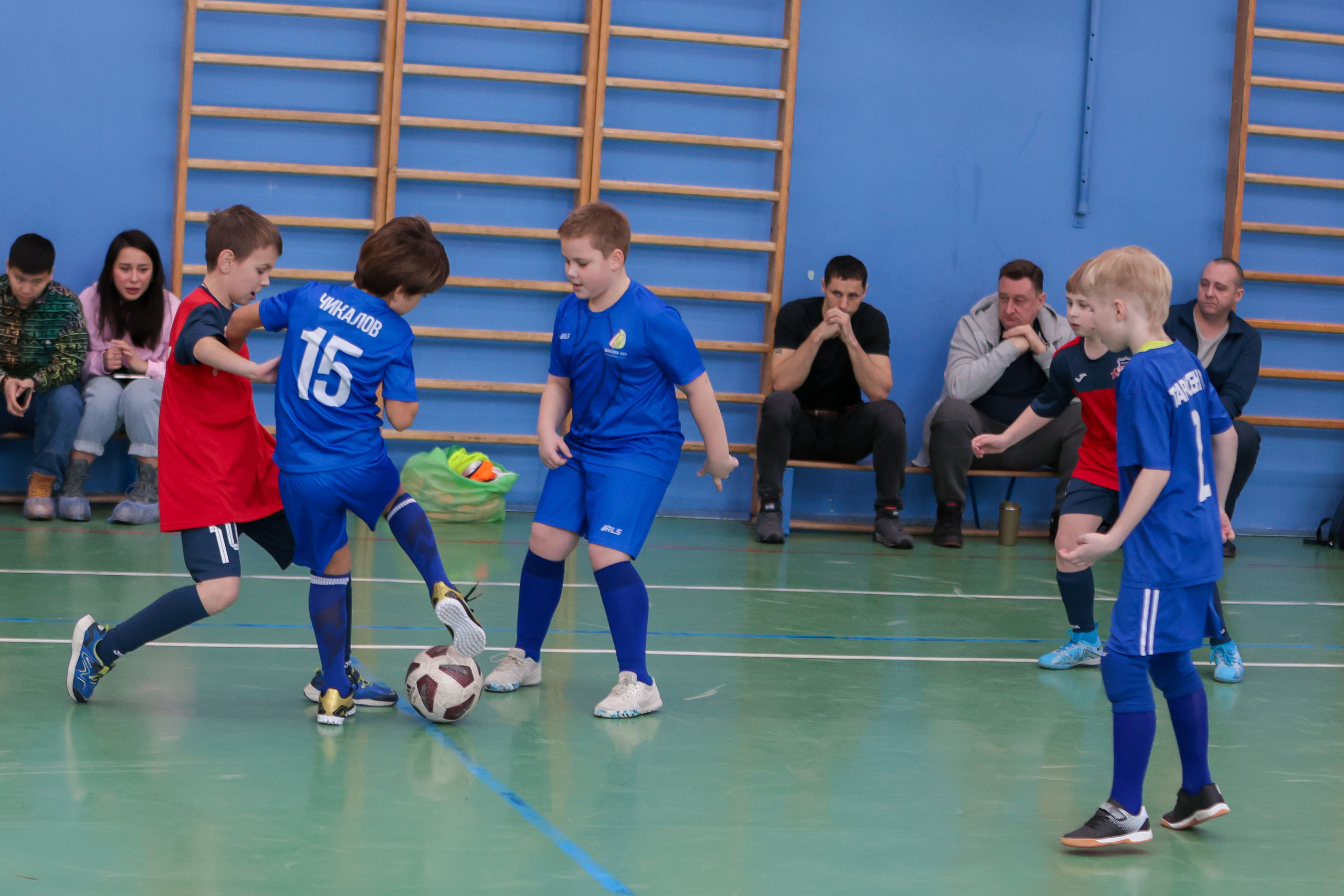 Футбол школа 429 14-15 год. Выпускные альбомы и школьный фотограф в Подольске, Троицке, Щербинке, Москве и Московской области