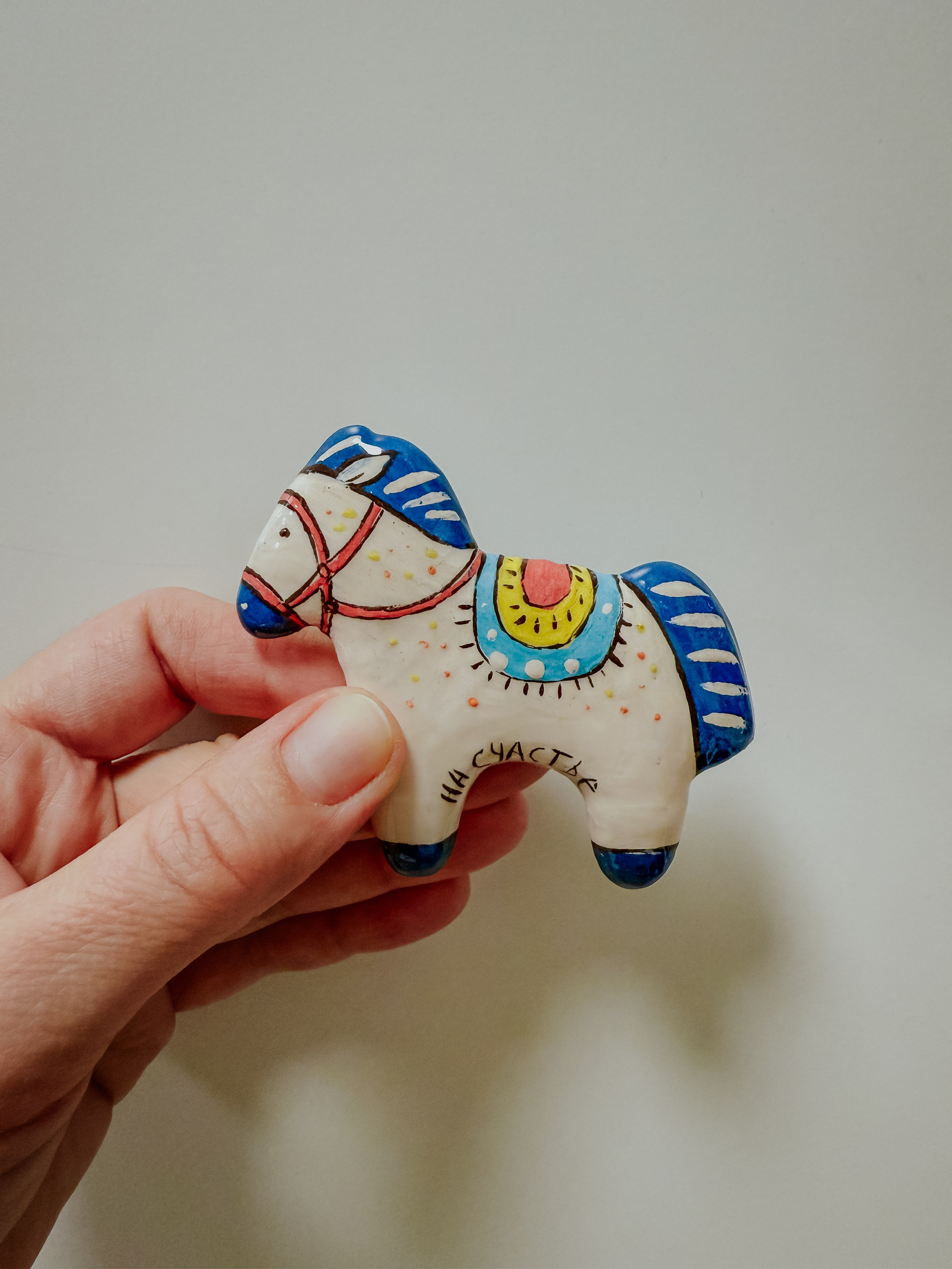 авторскаякерамика керамика мастеркласс гончарныйдворнижний тагил гончарныйдвор гончарка мастеркерамист мастерскаякерамики керамикааленыкосиновой лепкаизглины фотографкерамист кружевотагил колоколтагил гончарнаяшколаколокол подсвечникизглины тарелкаизглины чайныйнабор пуэр подставкаподфото магнит лошадкамагнит подставкаподблаговония