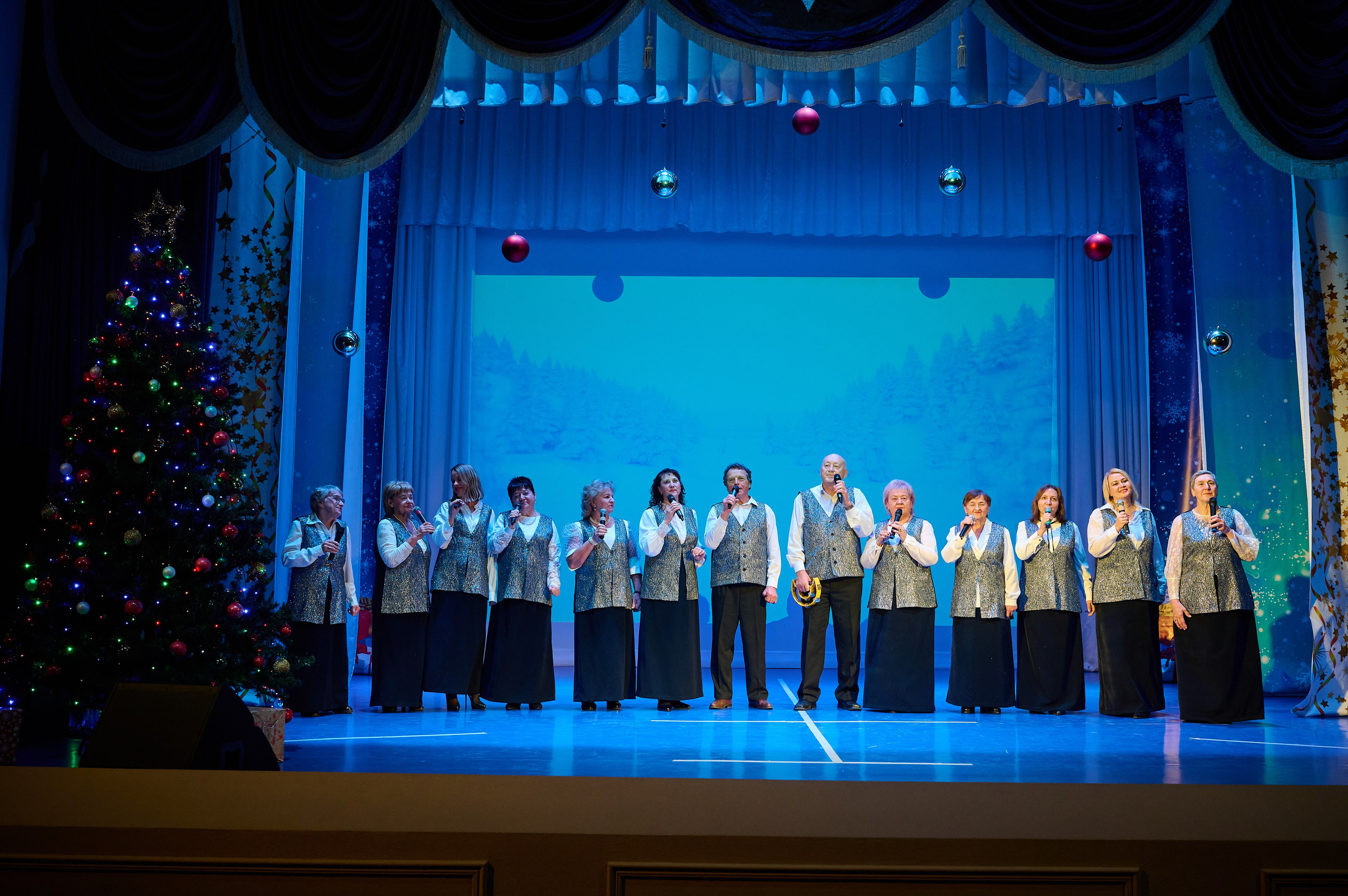 Коцерт НГ В ДК Марьина Роща. Жизнь курорта Кабардинка в фотографиях