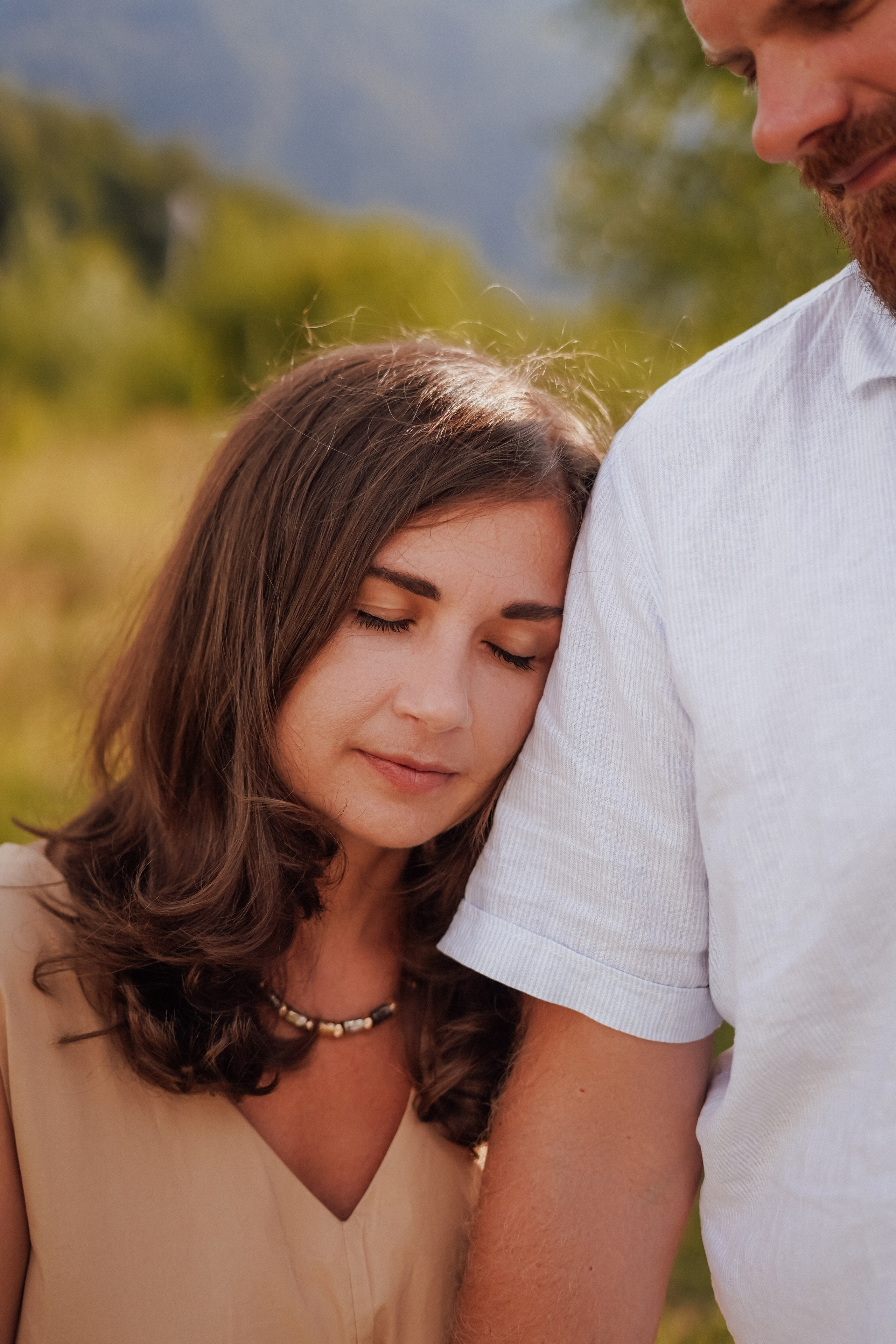 Алексей и Екатерина в горах Красной Поляны. Фотограф в Сочи и Абхазии | Фототуры | September Air