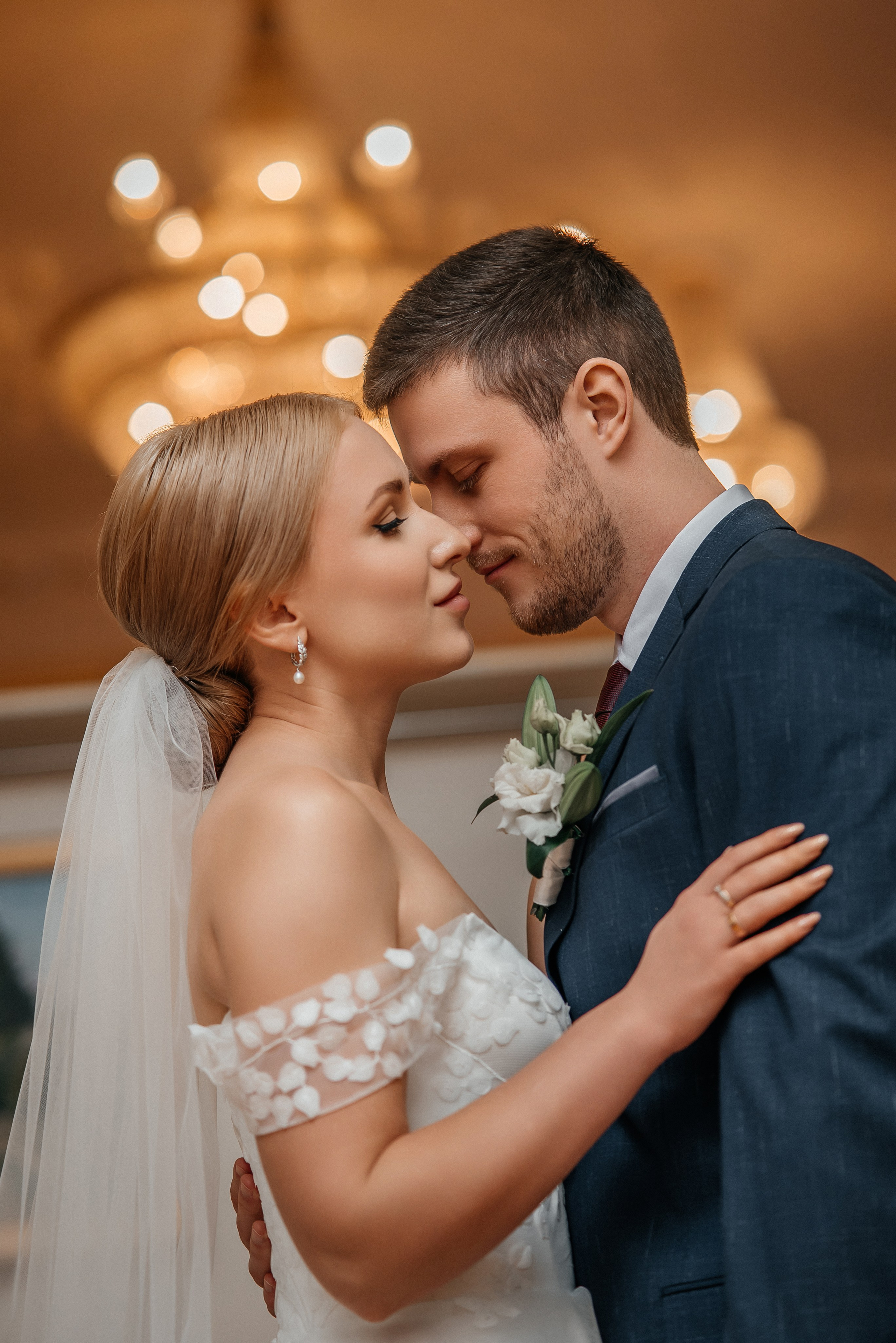 Кроме школы. Школьный фотограф в Валуйках. Фотосессии для выпускников и изготовление выпускных альбомов в городе Валуйки и в Белгородской области