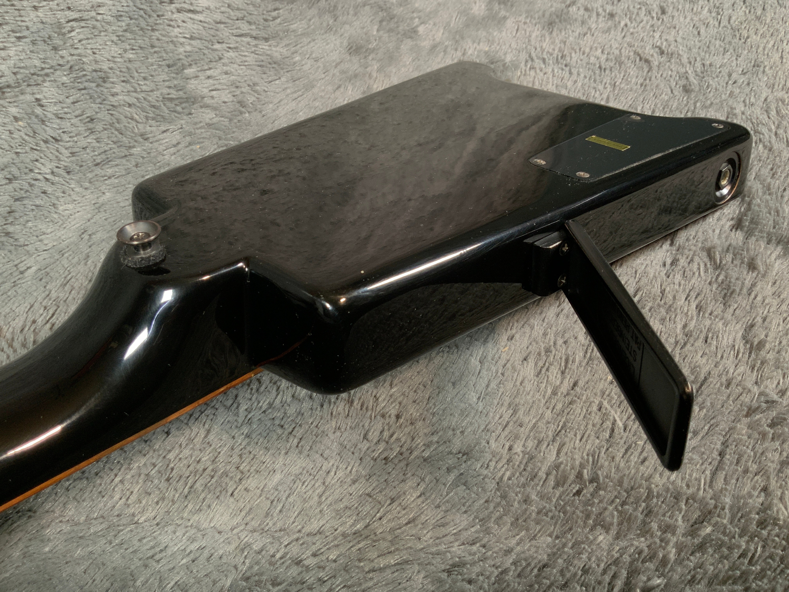 Hohner G2T Headless. Гитары из Японии