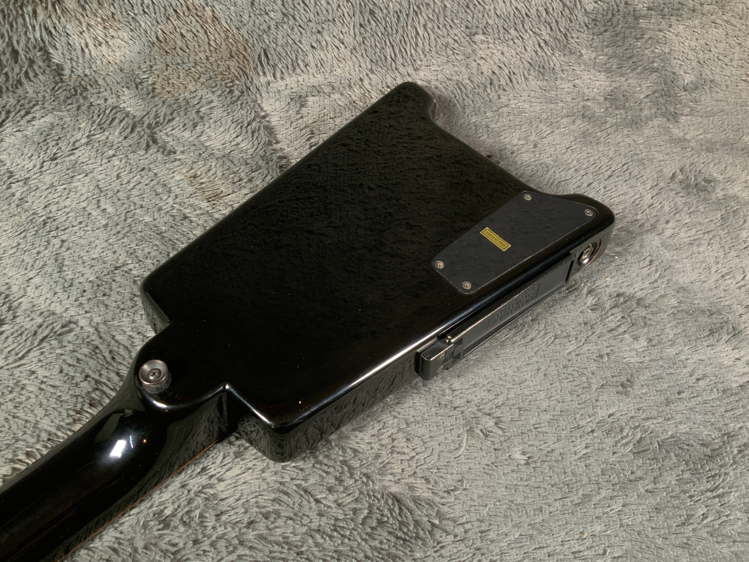Hohner G2T Headless. Гитары из Японии