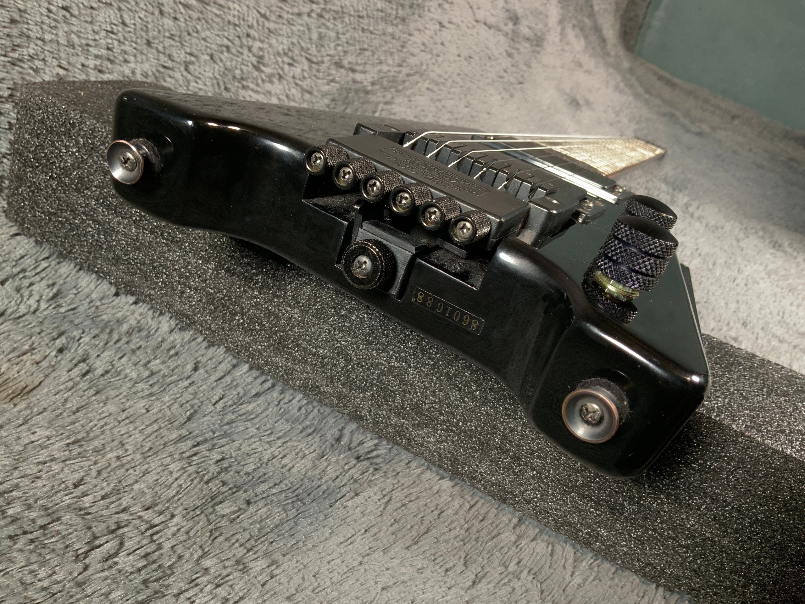 Hohner G2T Headless. Гитары из Японии