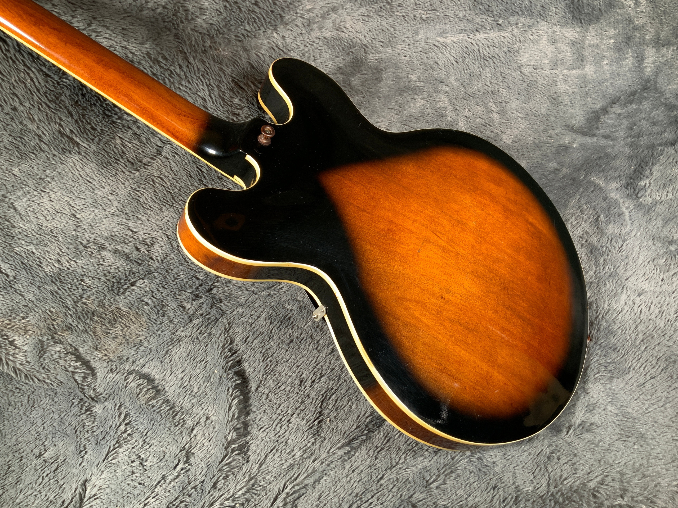 The Samick SA-1 EG 1935. Гитары из Японии