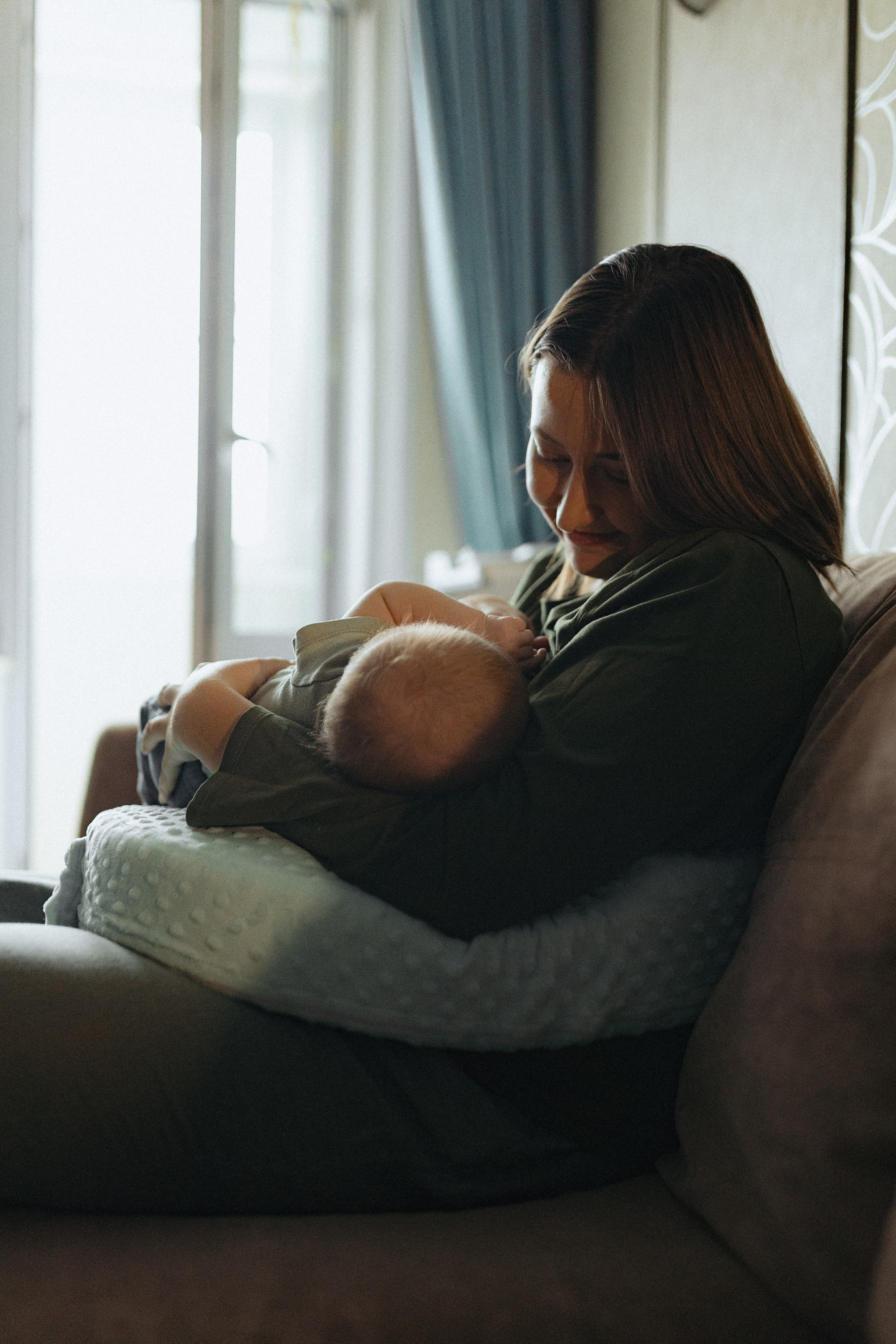 Домашняя семейная фотосессия с малышом. Портретный и семейный фотограф в Москве Мария Рослякова