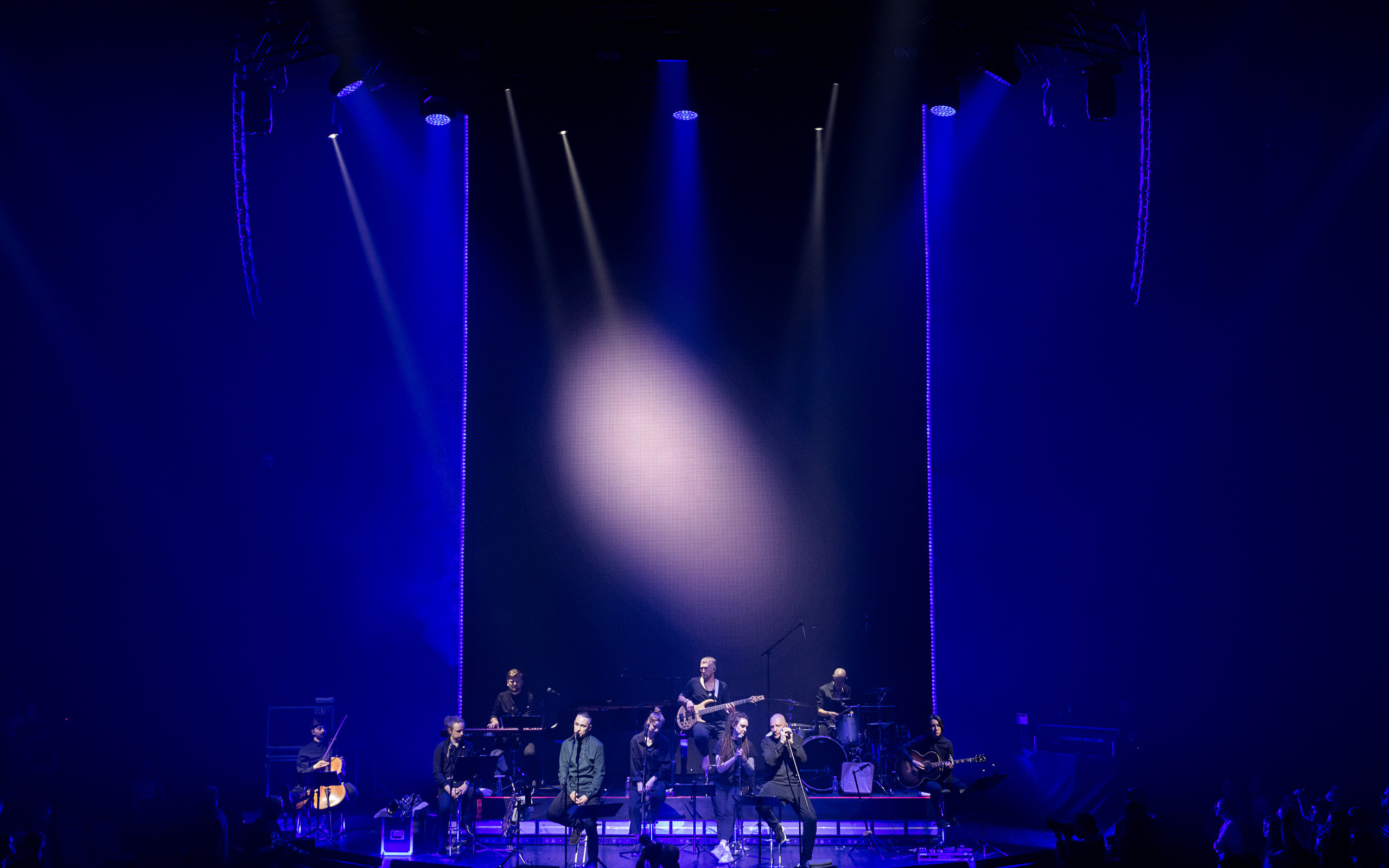 25/17 concert / 2022. OOPS TEAM