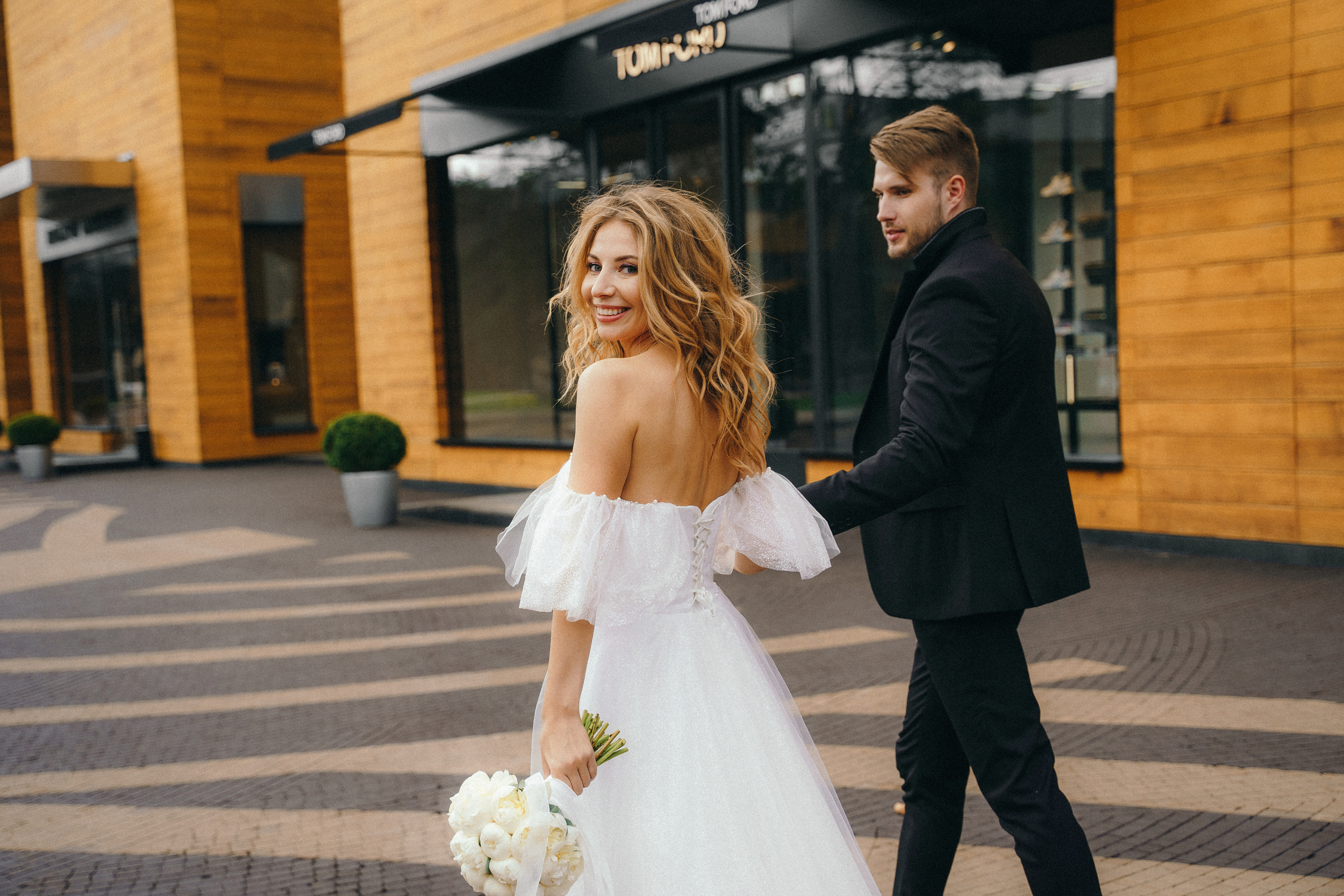 Свадебная фотосессия в Barvikha Luxury Village для Алексея и Юли