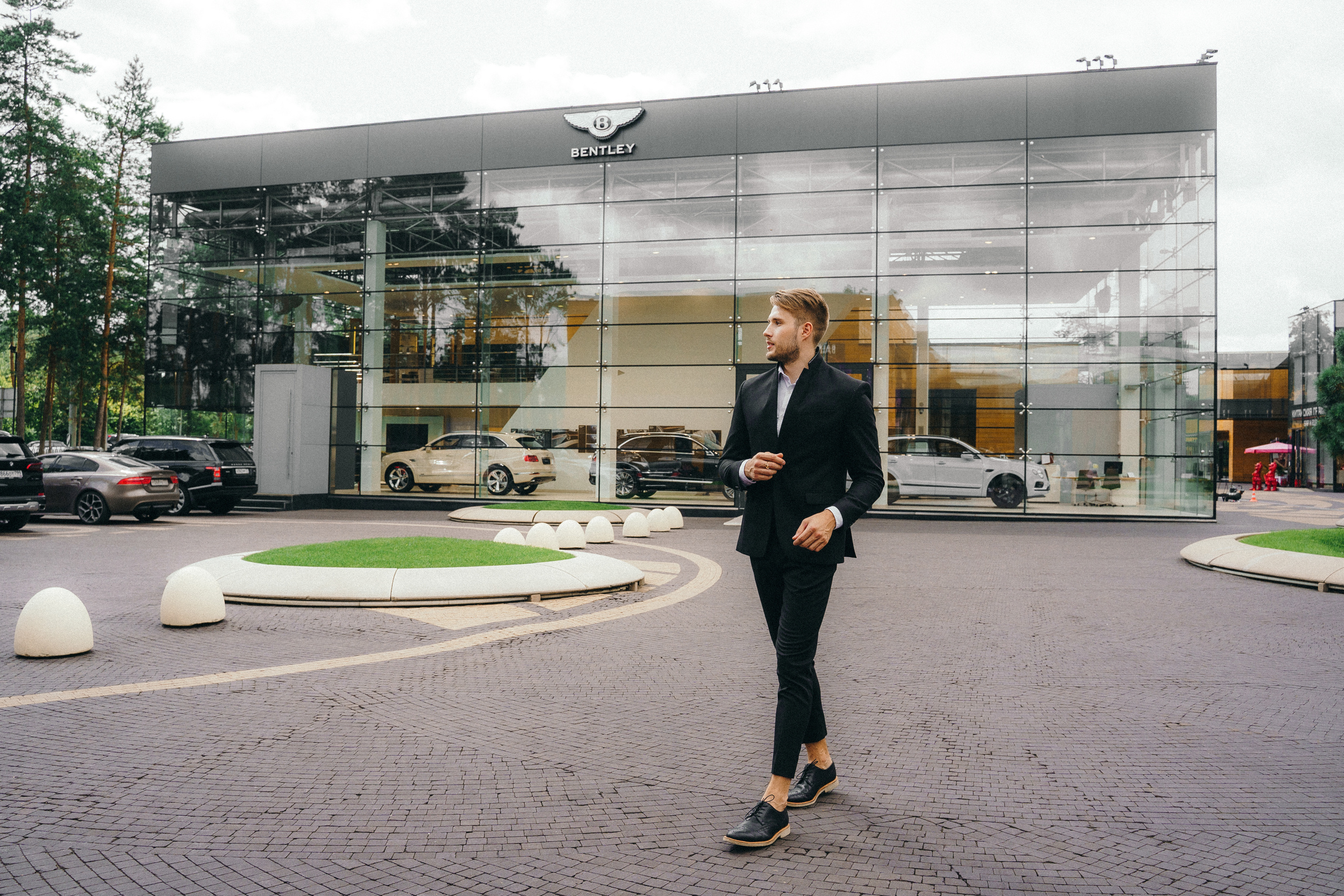 Свадебная фотосессия в Barvikha Luxury Village для Алексея и Юли