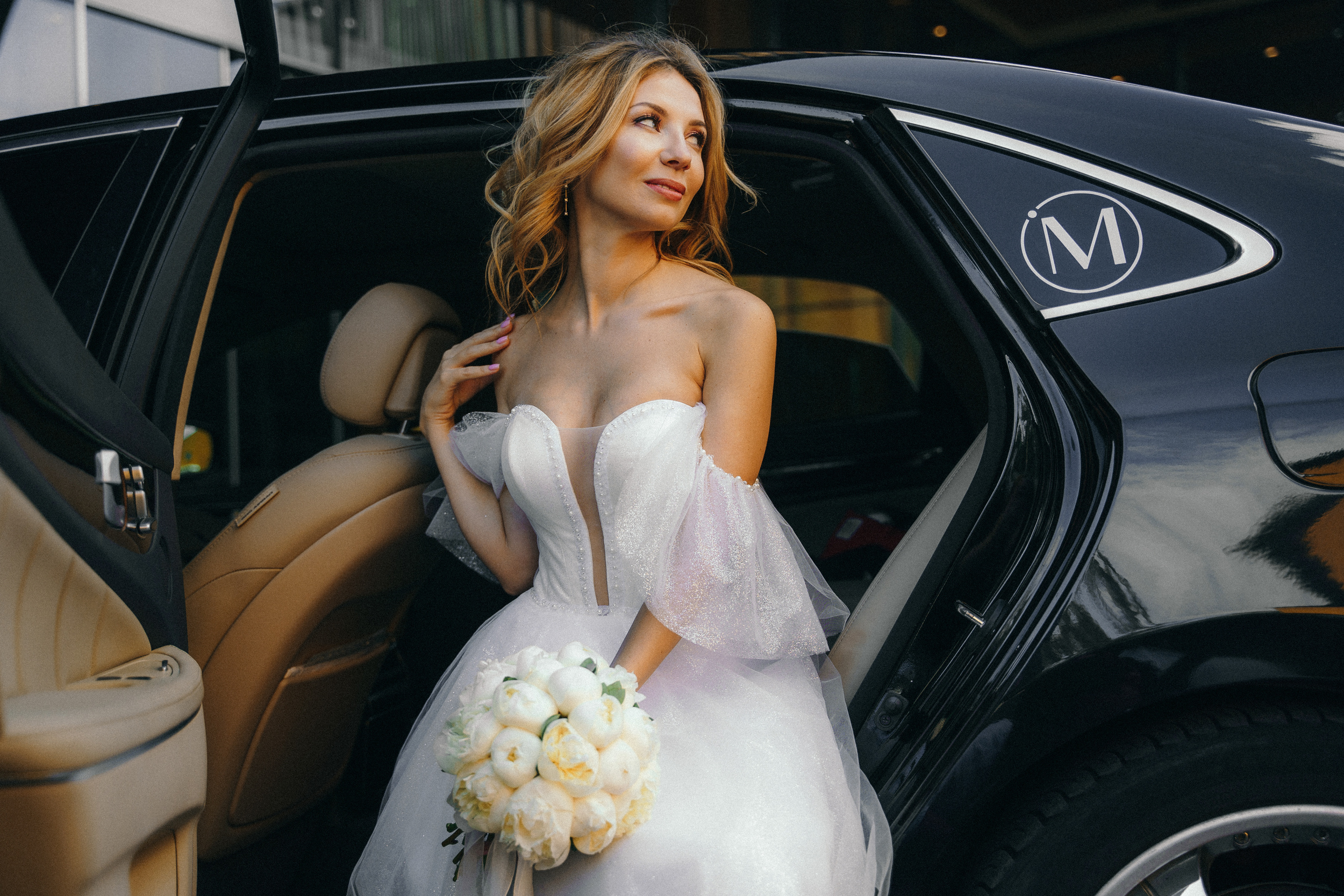 Свадебная фотосессия в Barvikha Luxury Village для Алексея и Юли