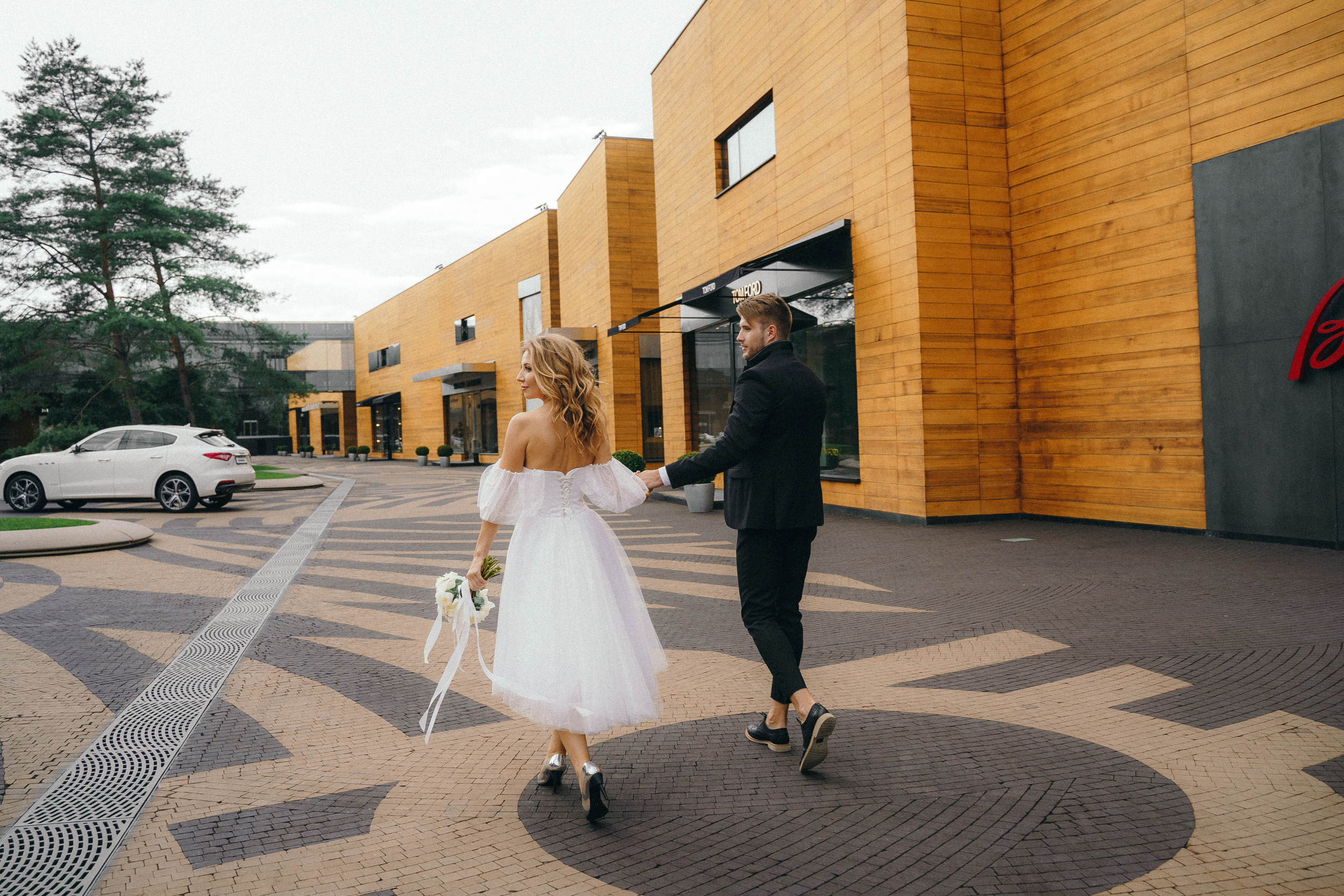 Свадебная фотосессия в Barvikha Luxury Village для Алексея и Юли