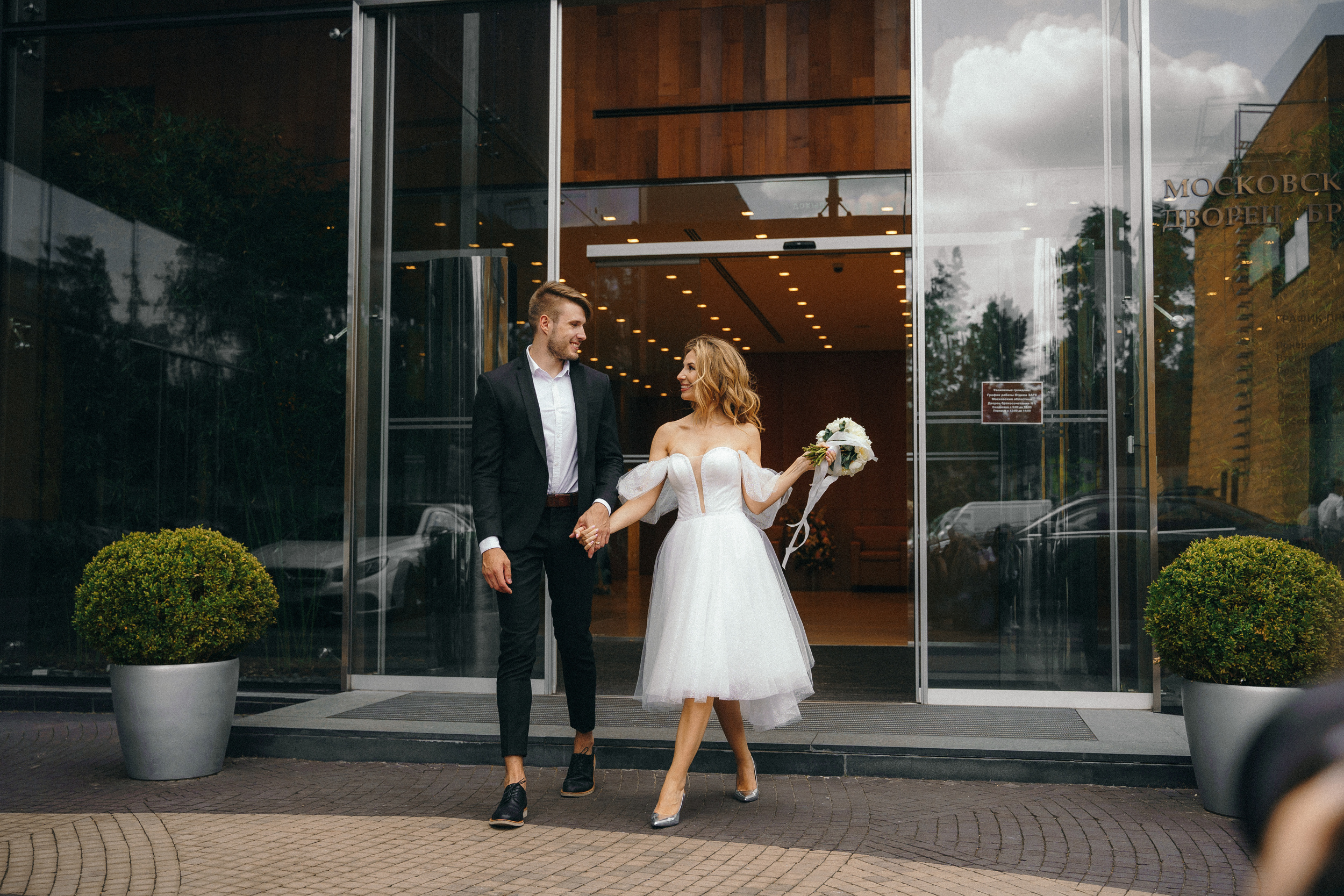 Свадебная фотосессия в Barvikha Luxury Village для Алексея и Юли