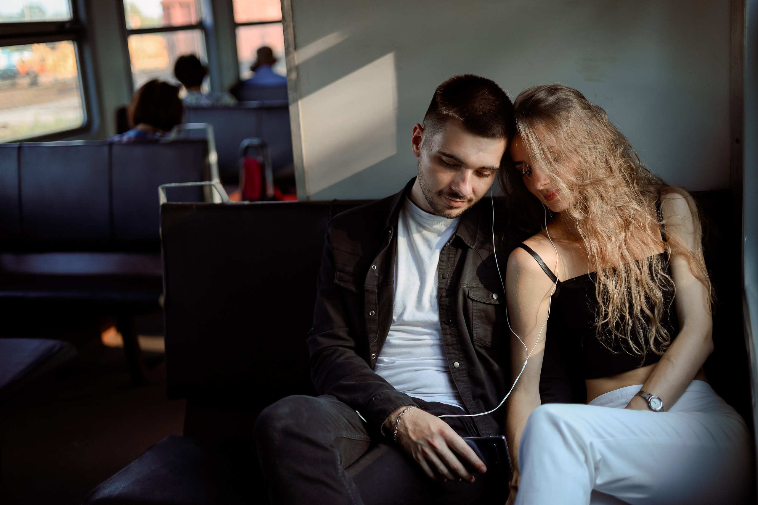 «А может махнуть куда-нибудь куда глаза глядят?..». Свадебный фотограф Беларусь Ольга Козыренко