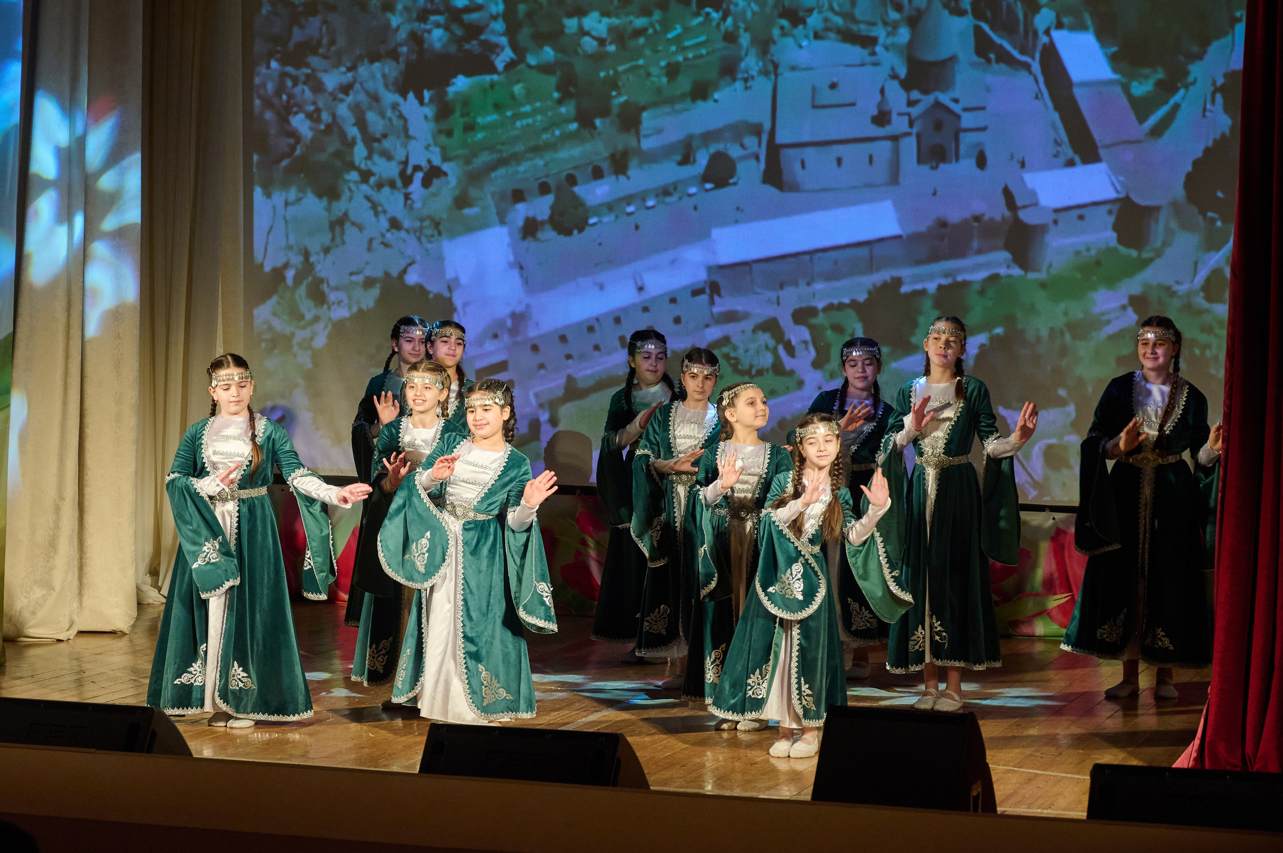 8 марта ДК Кабардинка. Жизнь курорта Кабардинка в фотографиях