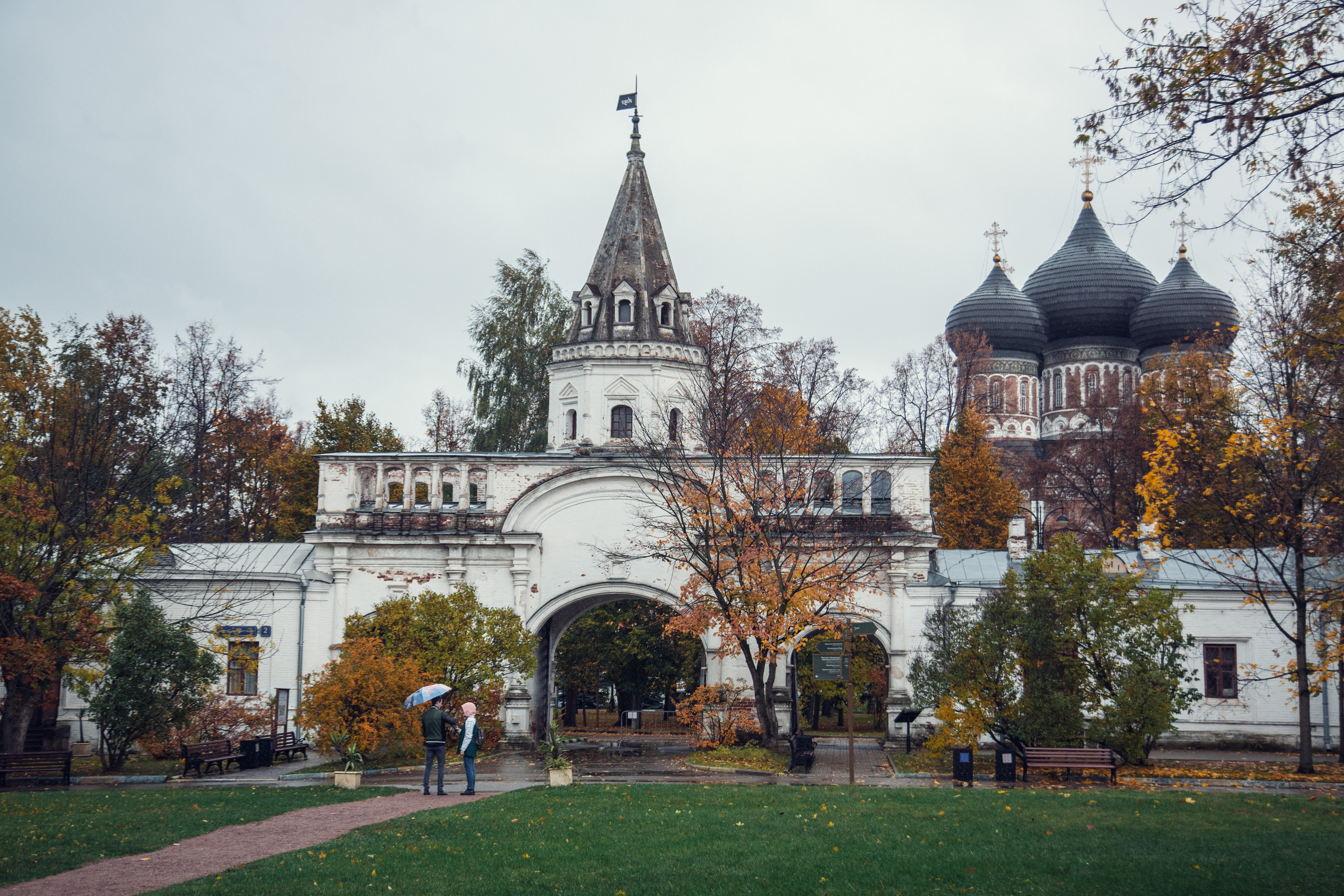 Прогулка Ивана и Дарьи в Усадьбе Измайлово. Фотограф — Евгений Свистков