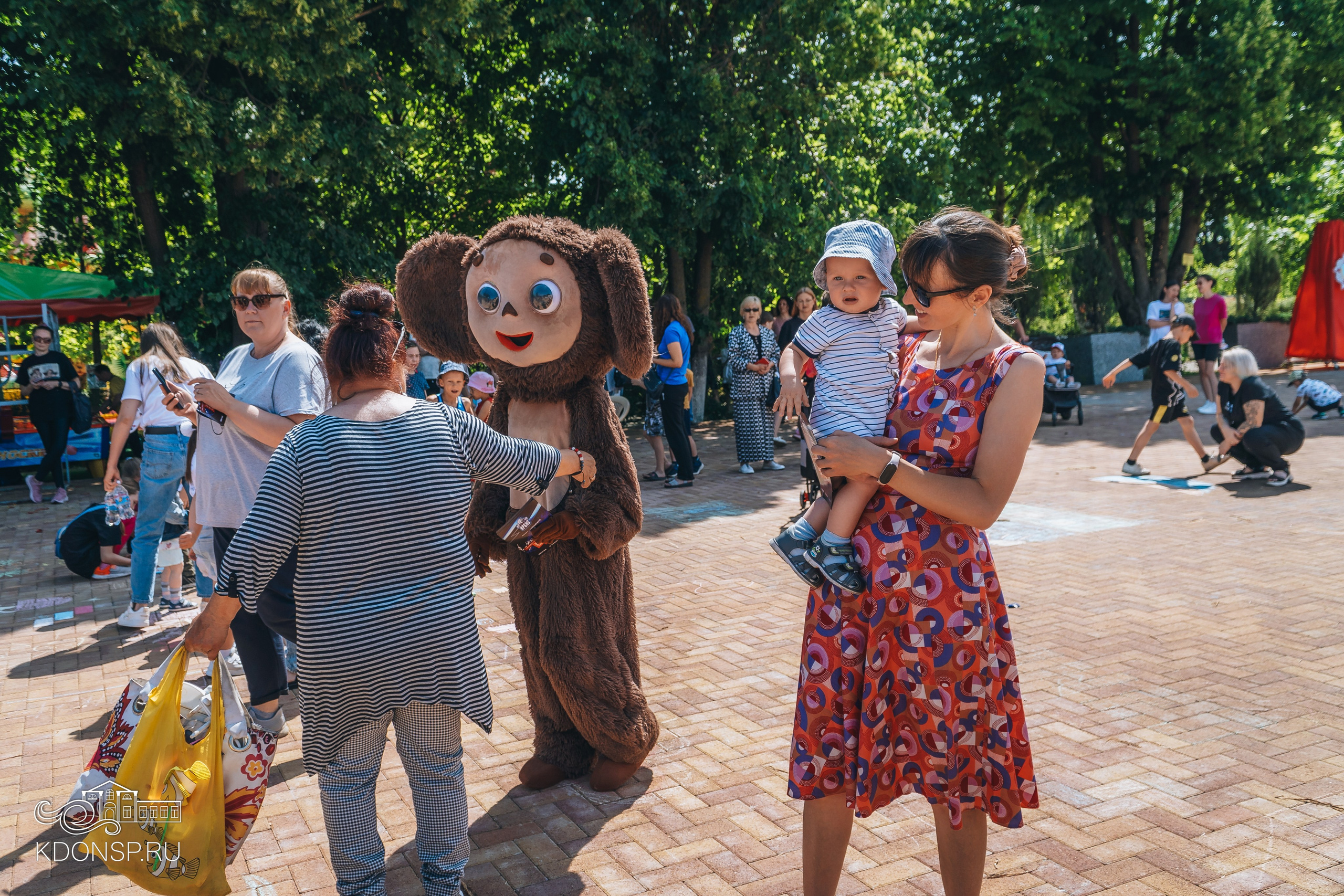 Должны смеяться дети. Новотитаровский Дом культуры