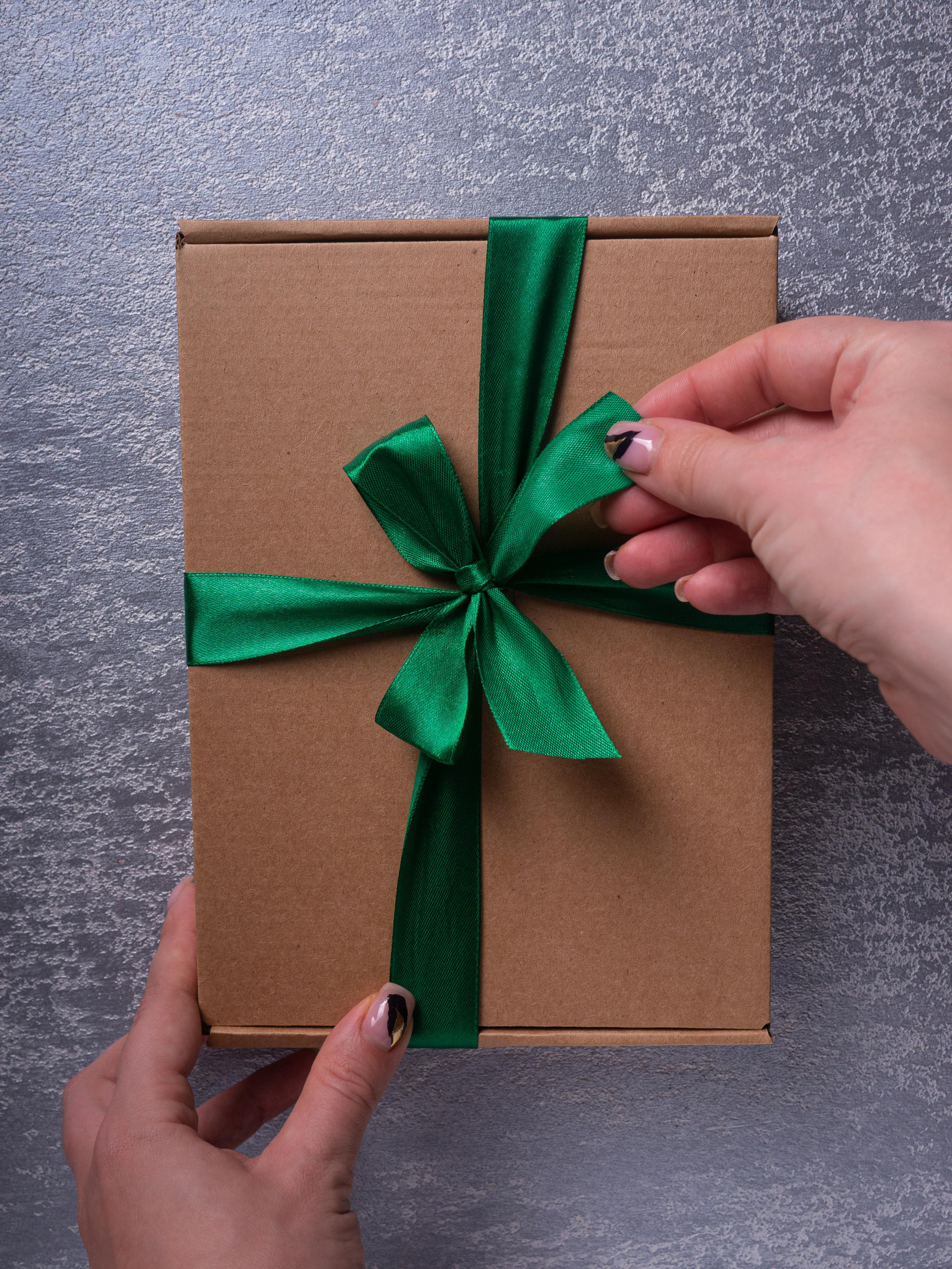 Съемка атласных лент для маркетплейса. Фотограф для маркетплейсов Wildberries и Ozon | Предметная и фуд-съёмка, инфографика и видео для брендов — Анастасия Супрунова