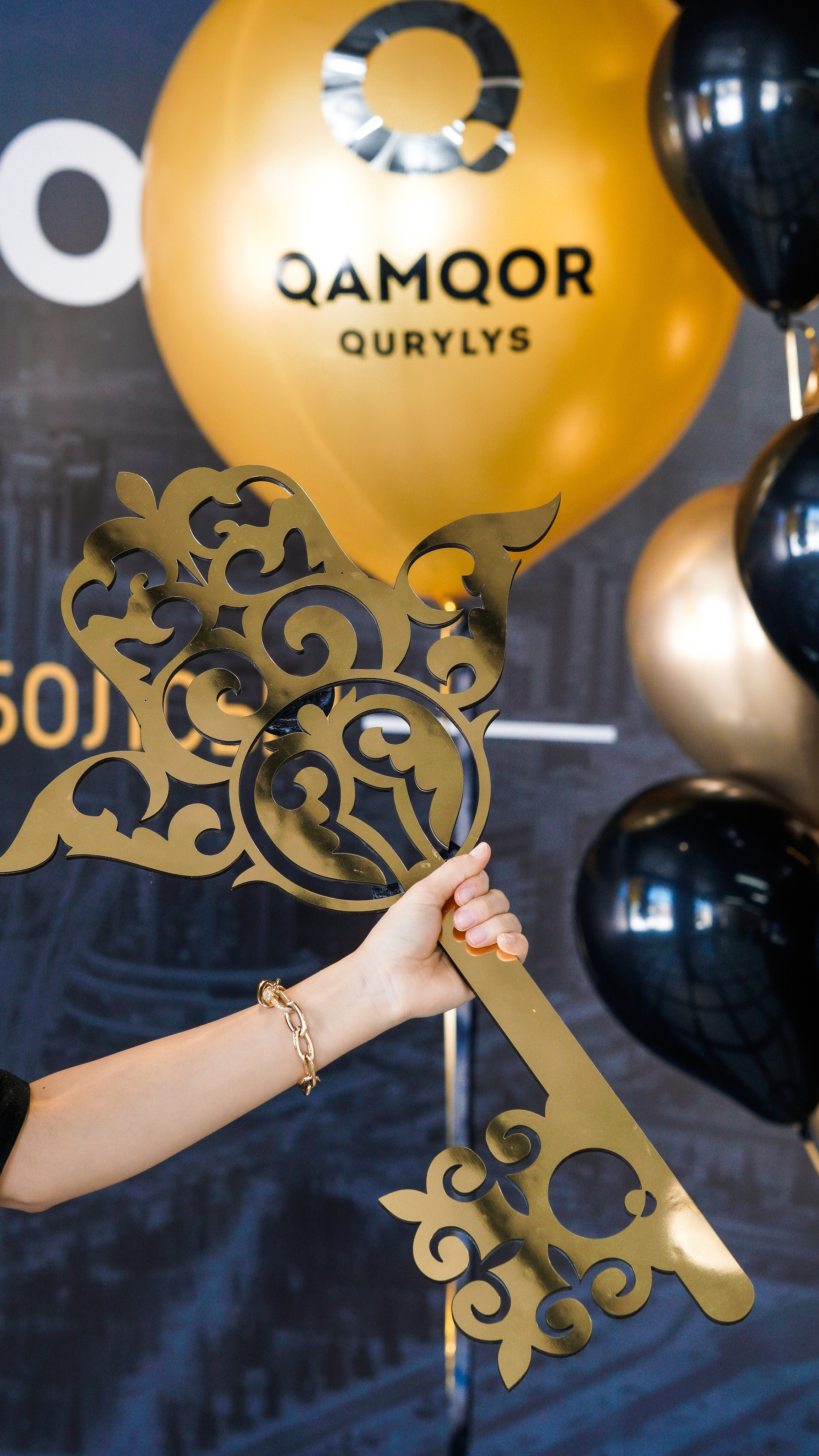 Выдача ключей жилого комплекса Q-Smart