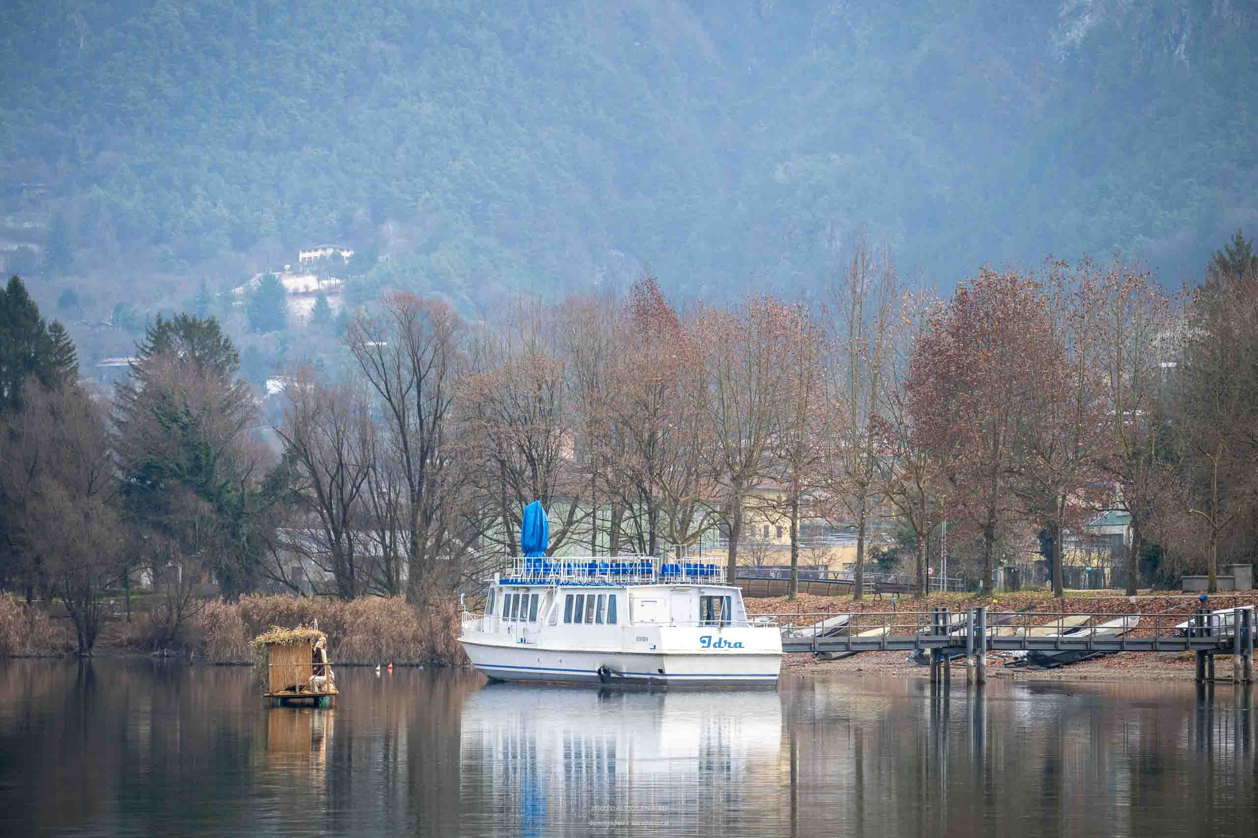 Озеро Идро-маленькая жемчужина. Авторские стильные фотокартины