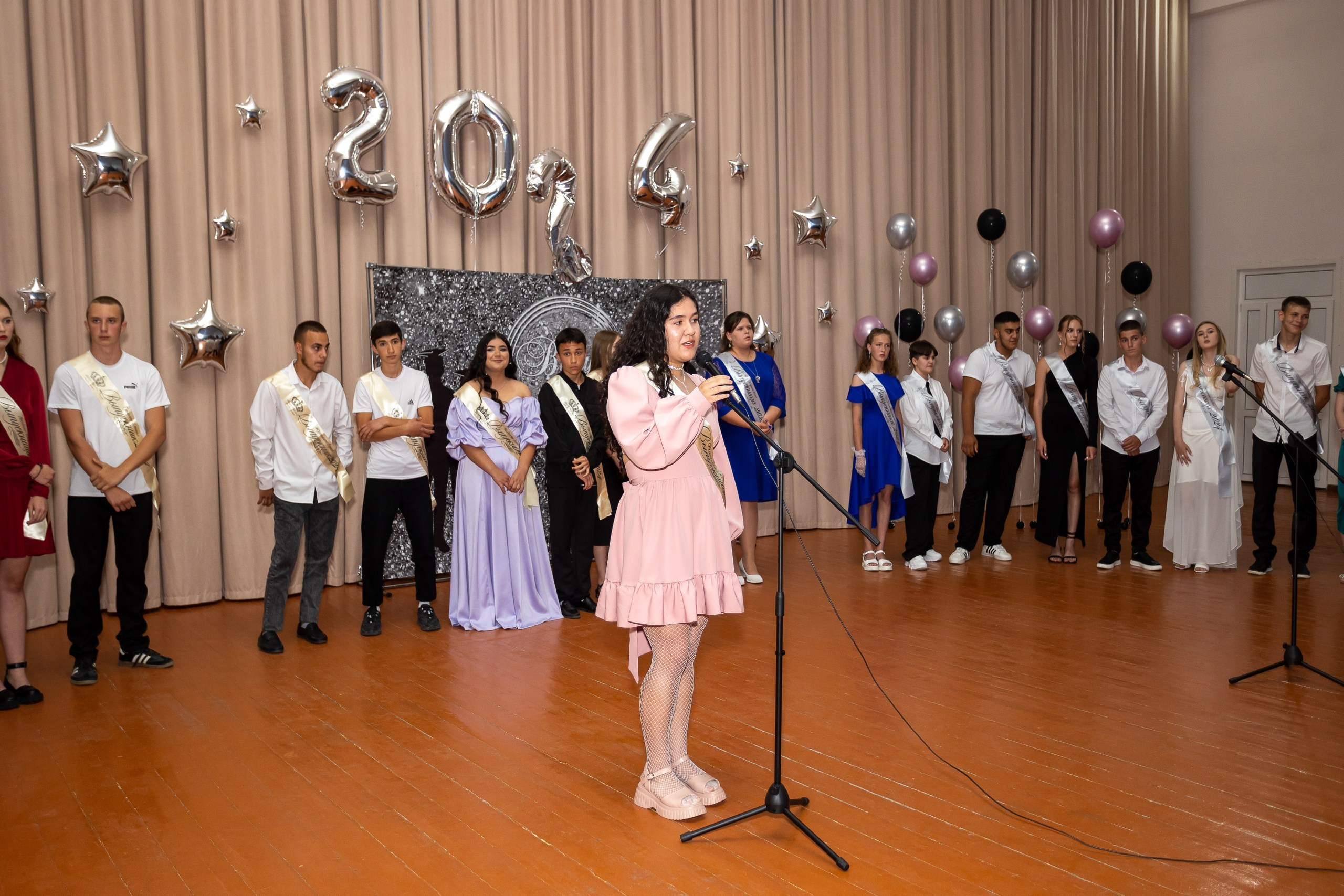 Вручение аттестата 2024 г. Выпускные альбомы Майкоп, Краснодар Елена Золотарева