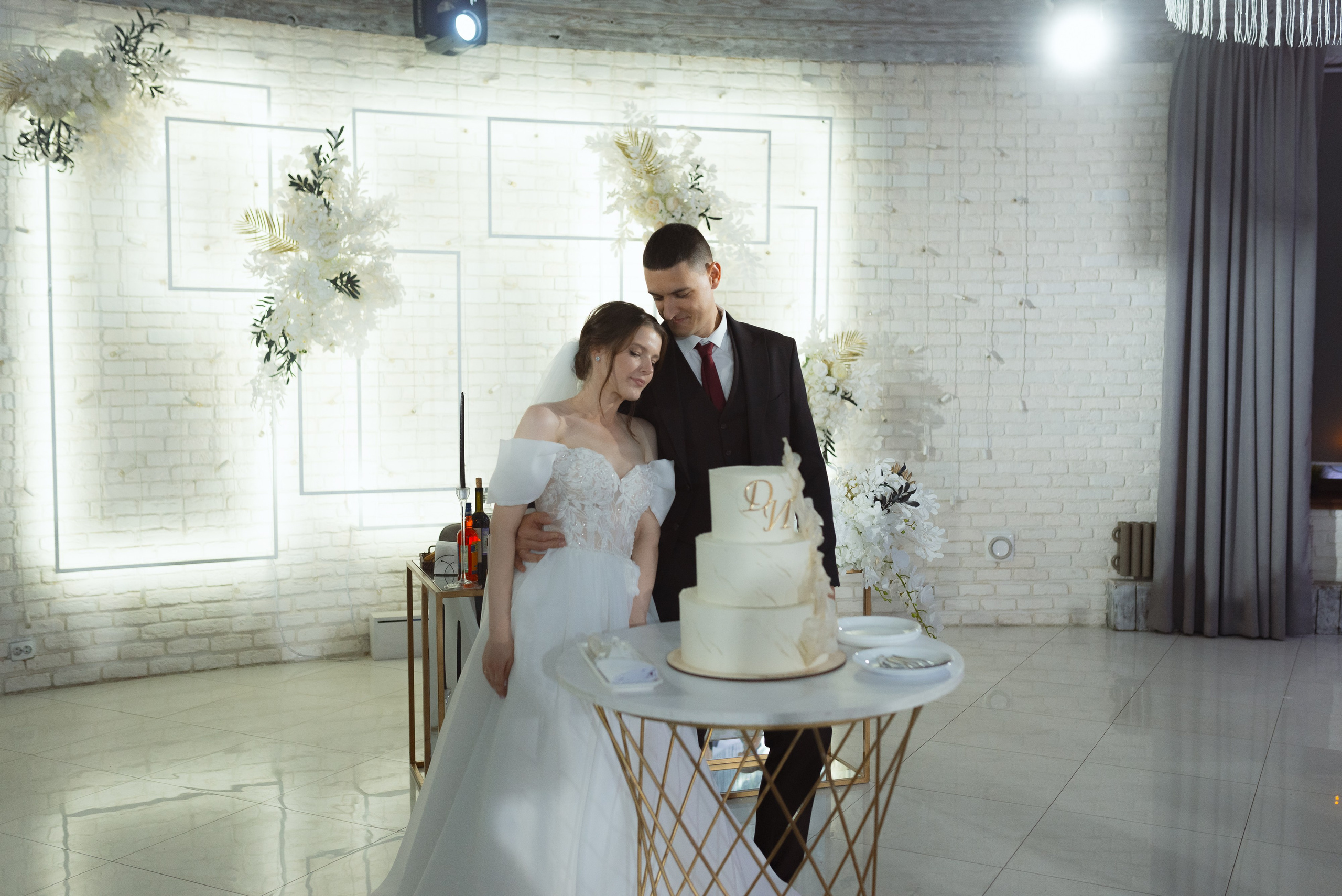 Свадьба Ирины и Дениса — Дом архитектора, Исаакий, Инженерный замок и банкет. Свадебный фотограф Дмитрий Родионов — Санкт-Петербург и Ленинградская область