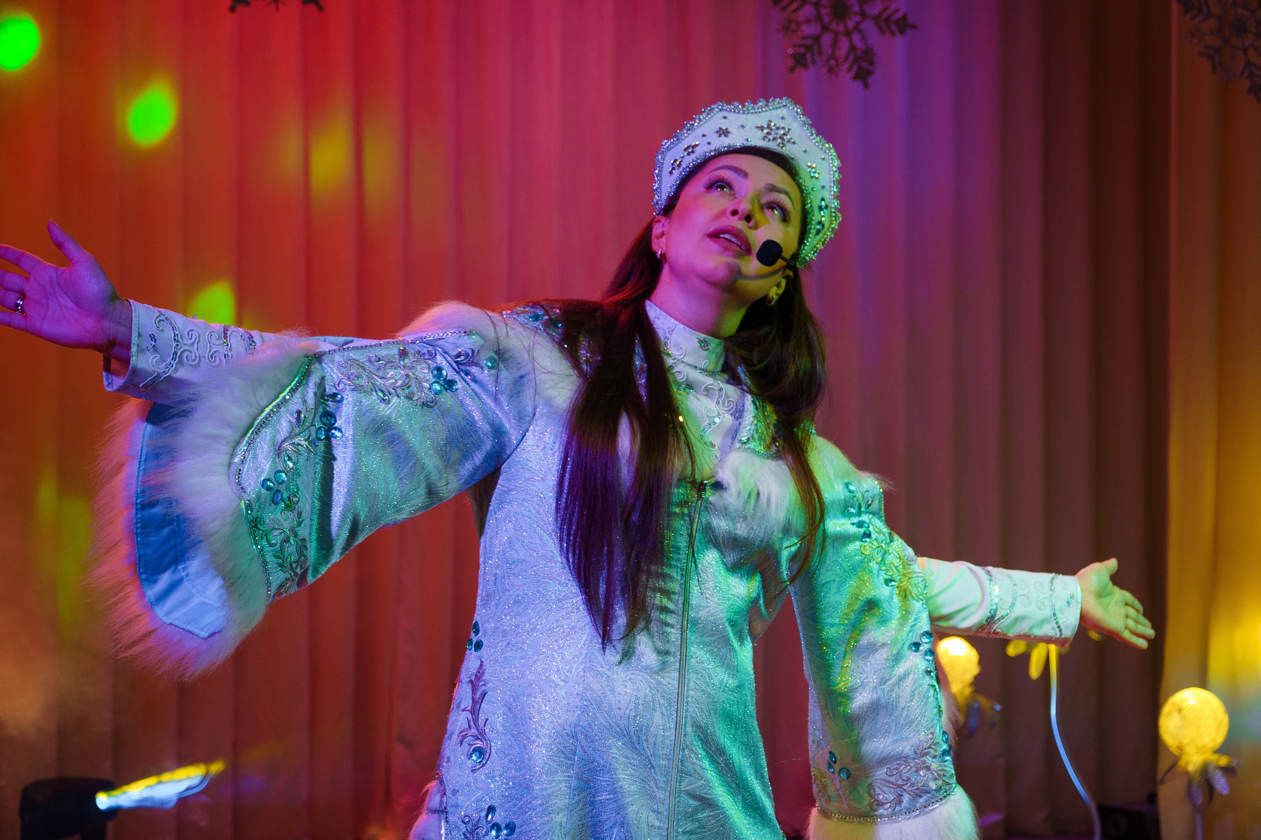 «Новый год к нам мчится». Новотитаровский Дом культуры