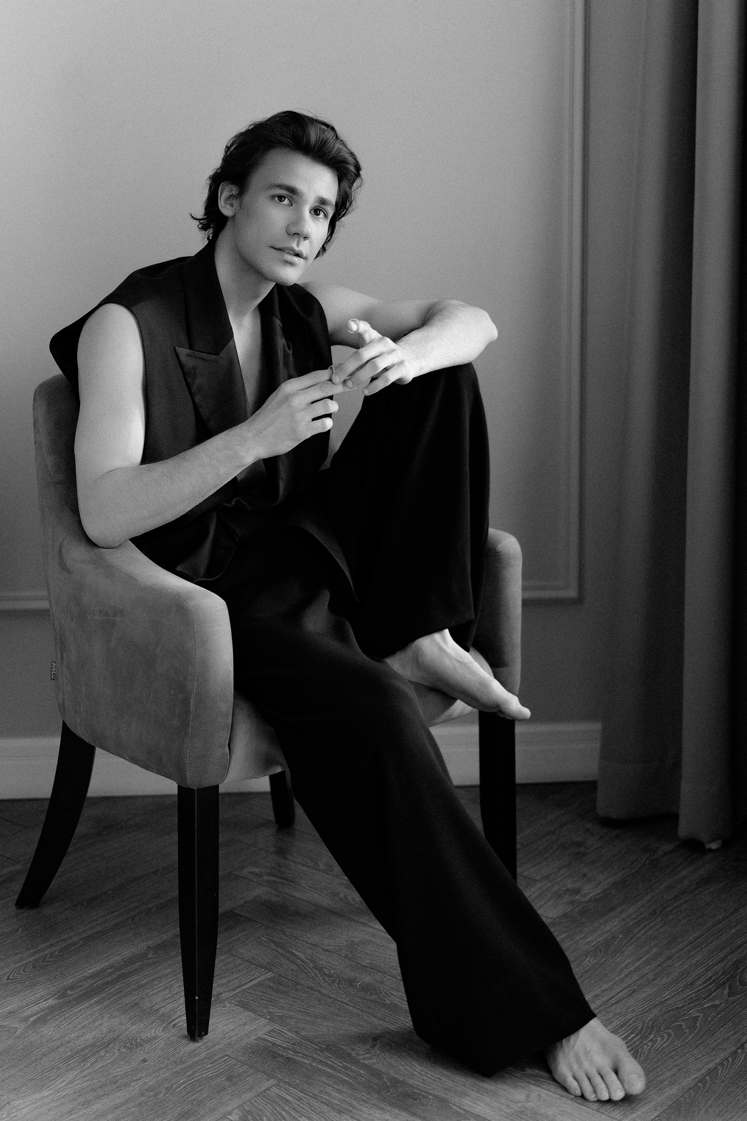 Свадебное утро в отеле Grand Memories и прогулка на катере по Неве. Свадебный фотограф Дмитрий Родионов — Санкт-Петербург и Ленинградская область