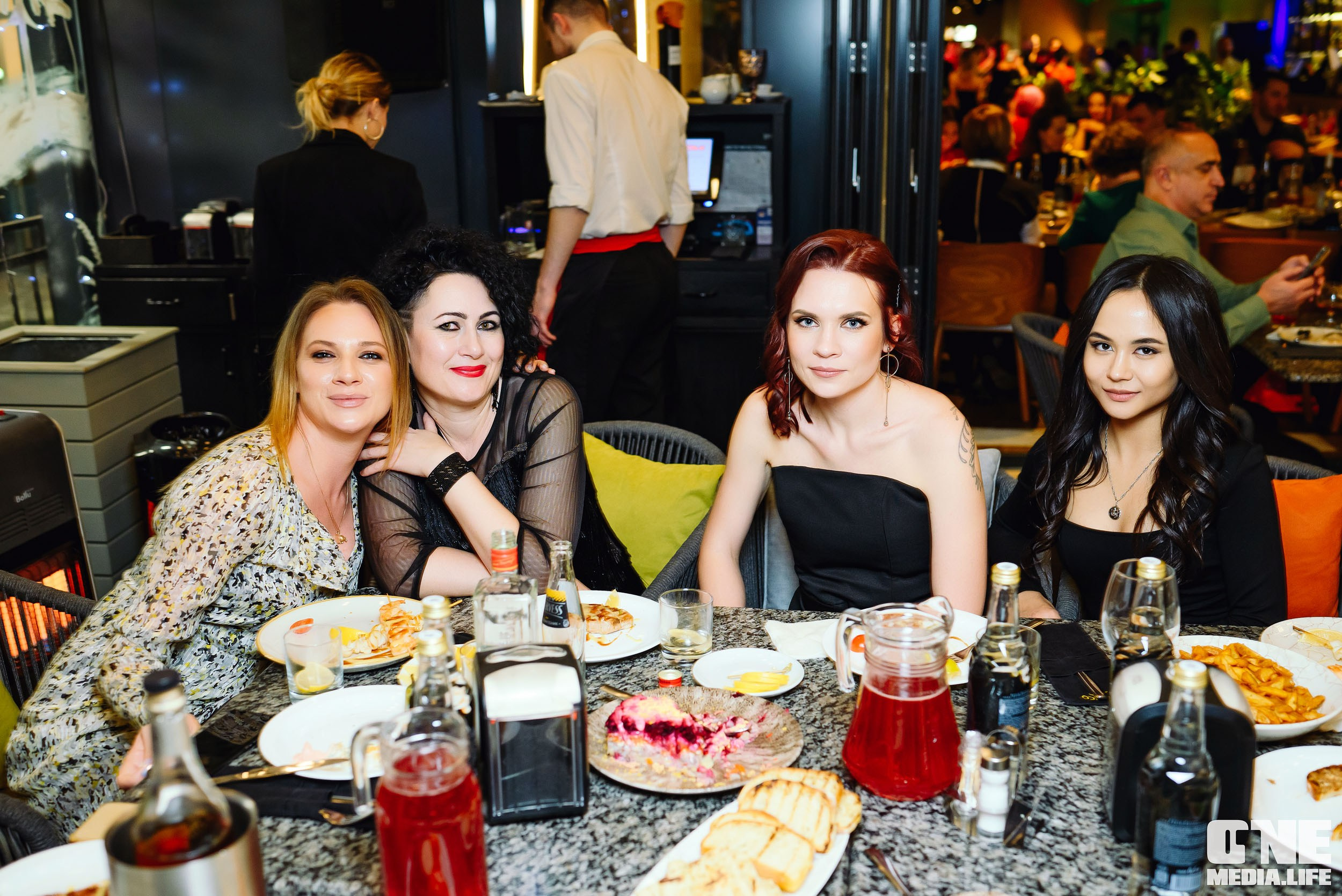 Предновогодний марафон в El Greco. One Media Life: фоторепортажи, фотоотчеты с мероприятий и заведений