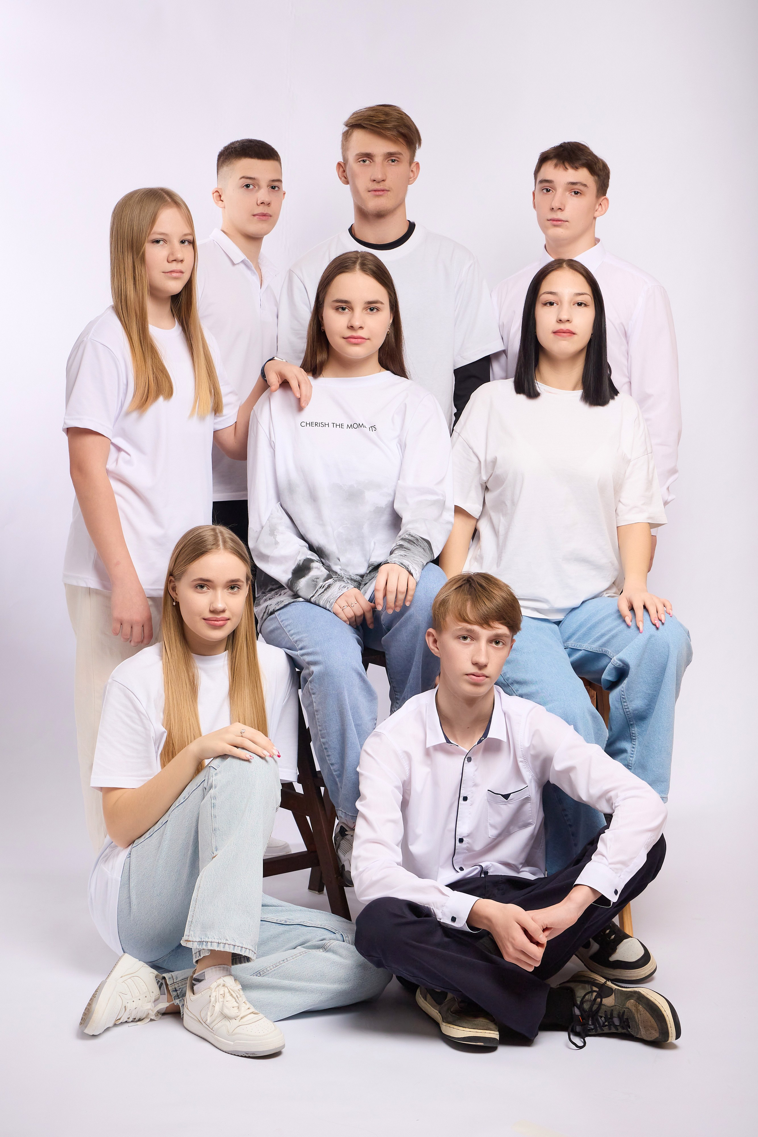 А у нас новая фотозона. Школьный фотограф, выпускные альбомы