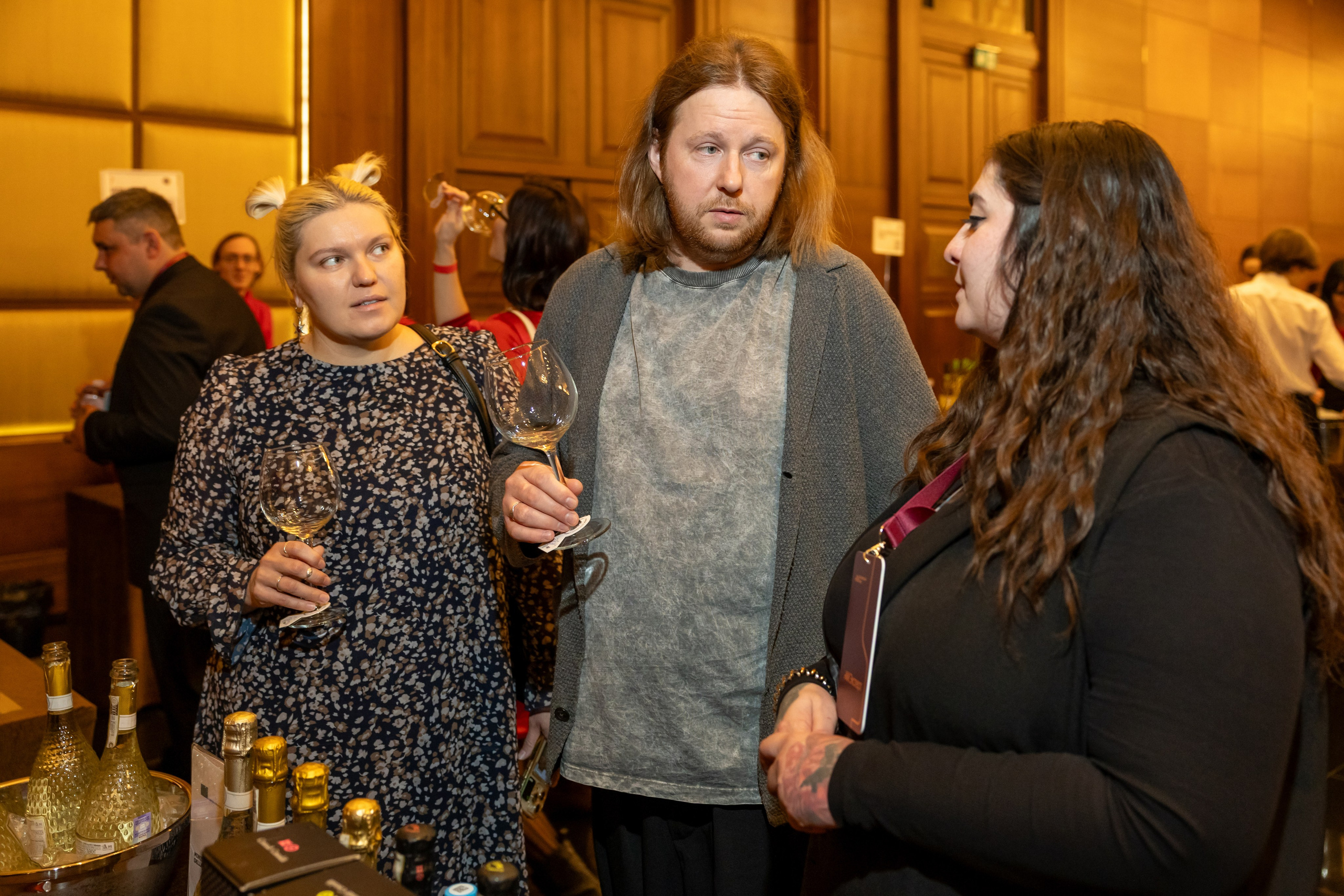 Репортажная фото- и видеосъемка Винного салона «Ароматный мир» в СПб