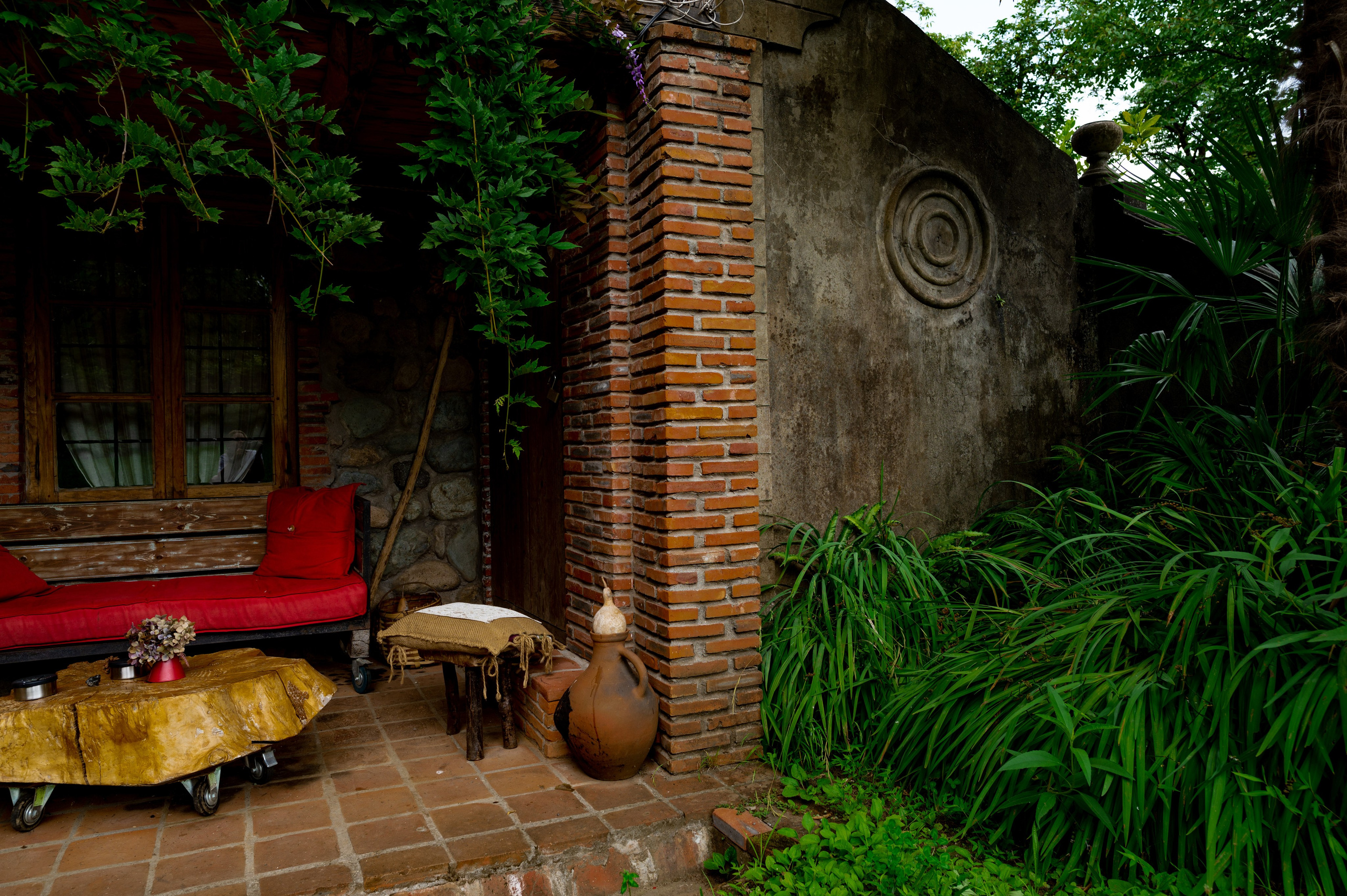 Photographer Yulia Lushnikova, Based in Valencia