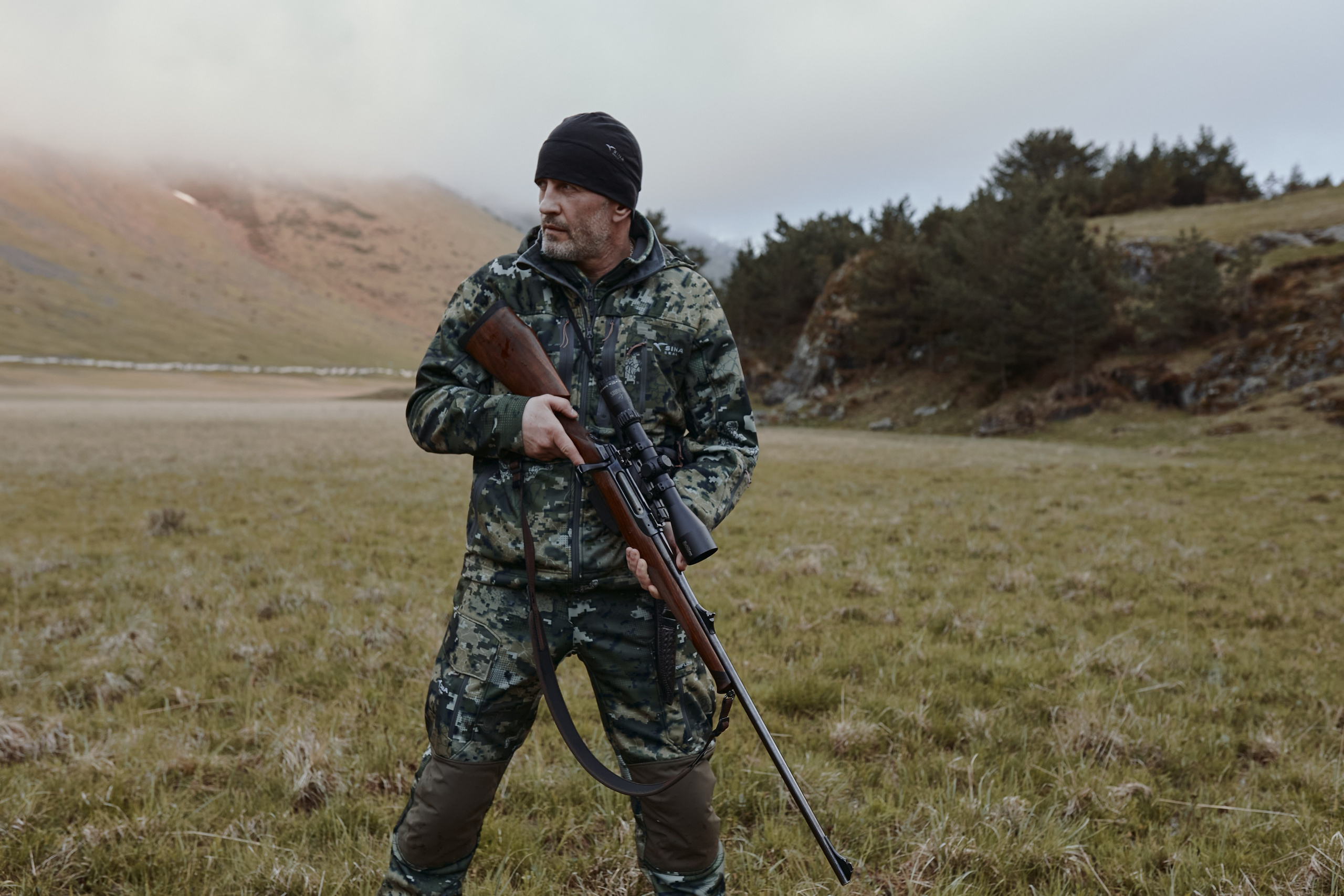 Съемка для бренда охотничьей одежды под ключ. Фотограф Продюсер в горах КБР / Москва Нальчик Горы