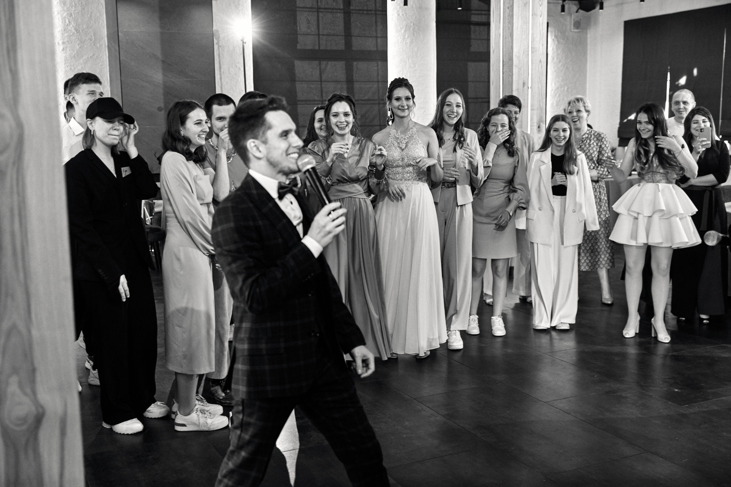 Ведущий на выпускной Андрей Кислый. Ведущий Андрей Кислый — свадьба юбилей корпоратив в Питере