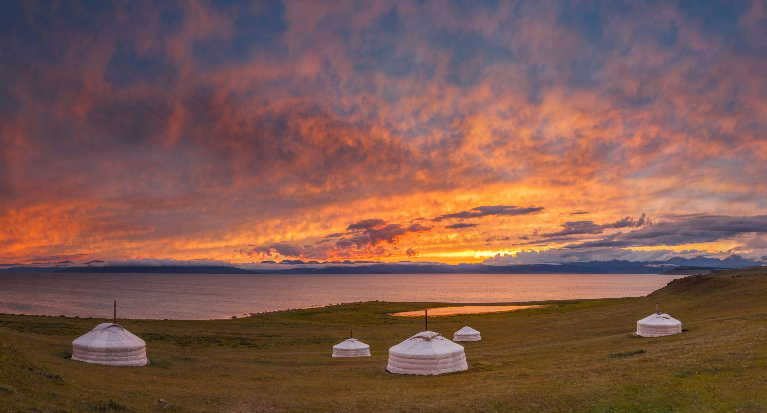 Оз. Хубсугул. Знакомство с Монголией. Илья Буянов, гид по Байкалу, фотограф — baikalsky.com