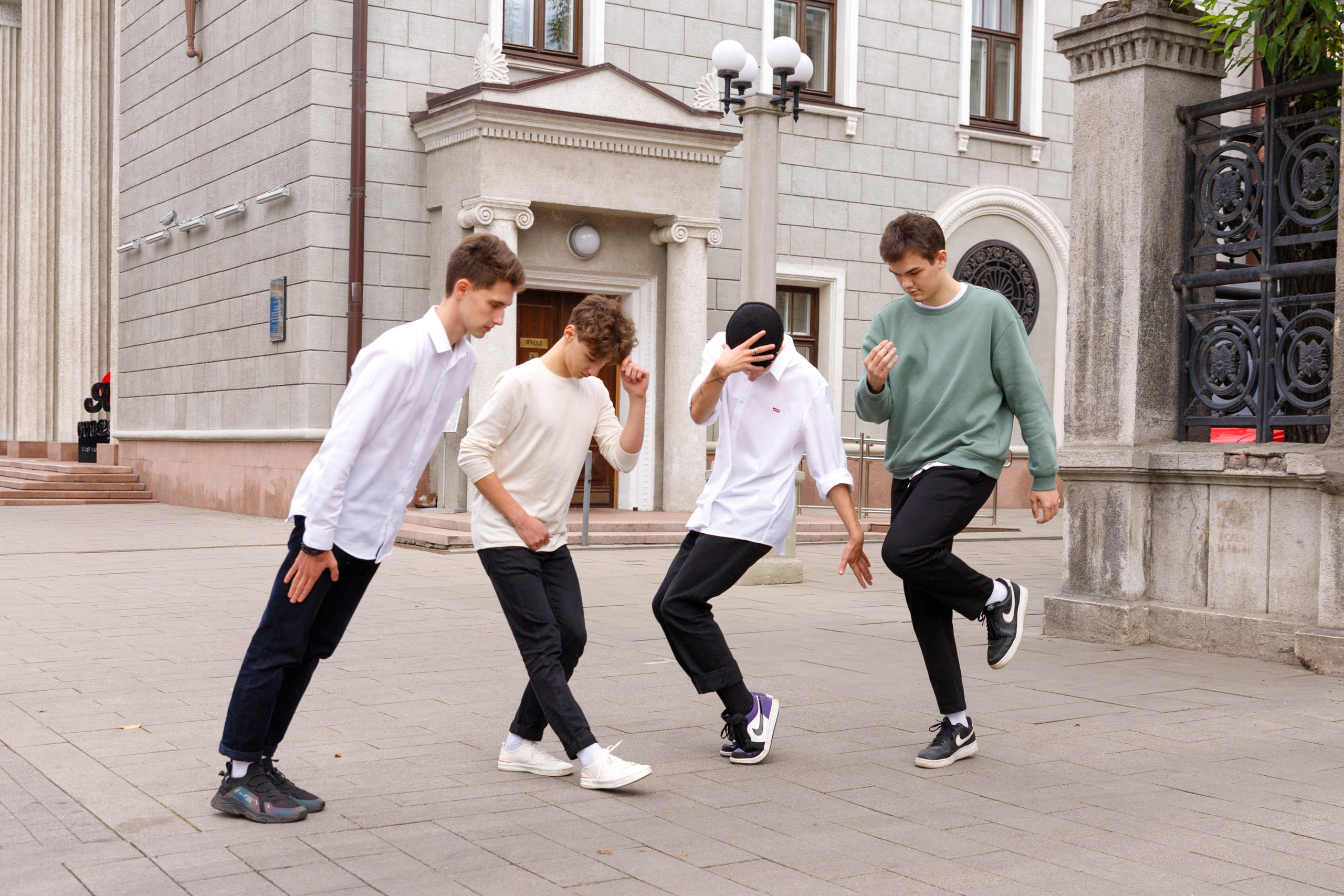 ФОТОКНИГИ от 990 рублей |. Выпускные альбомы Красноярск