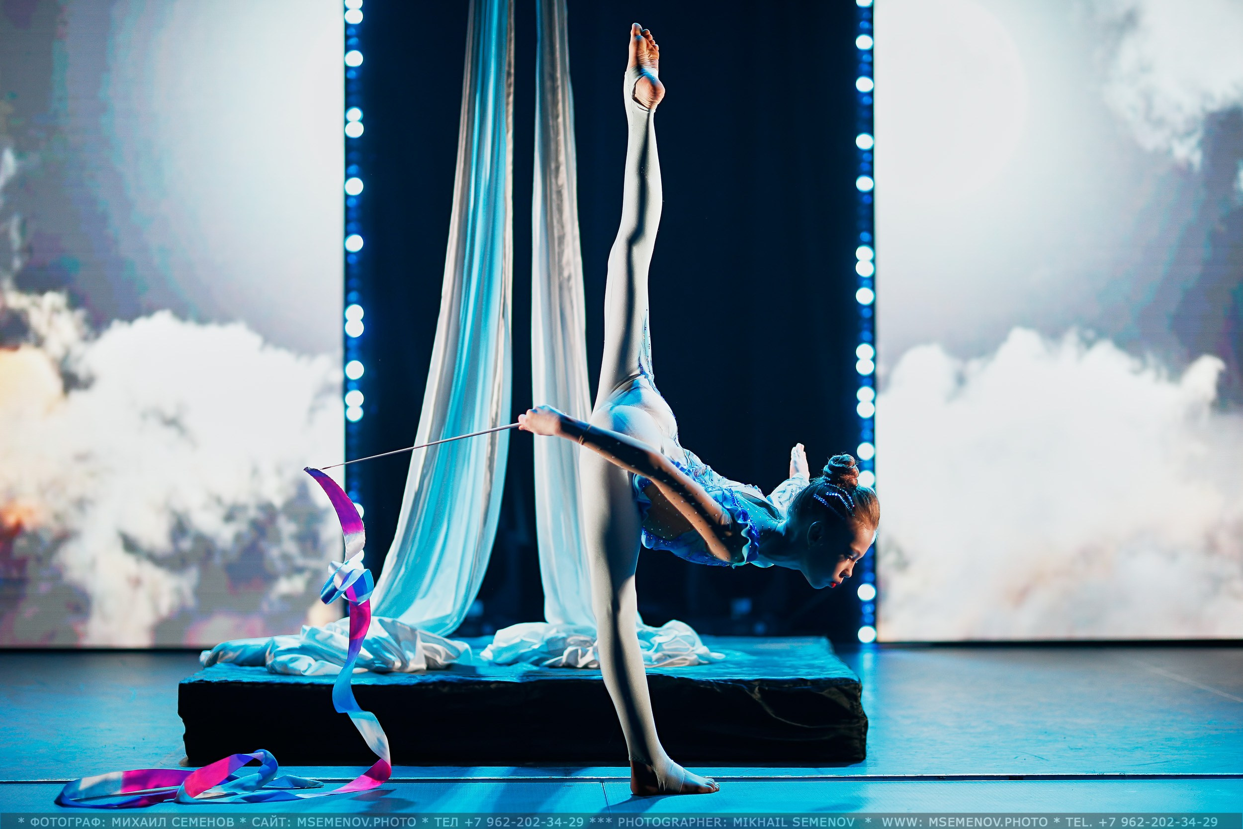 Анонс фоторепортажа с Концерта Грация. POLE DANCE. Photographer for business Mikhail Semenov. Aqua photo studio, photo school