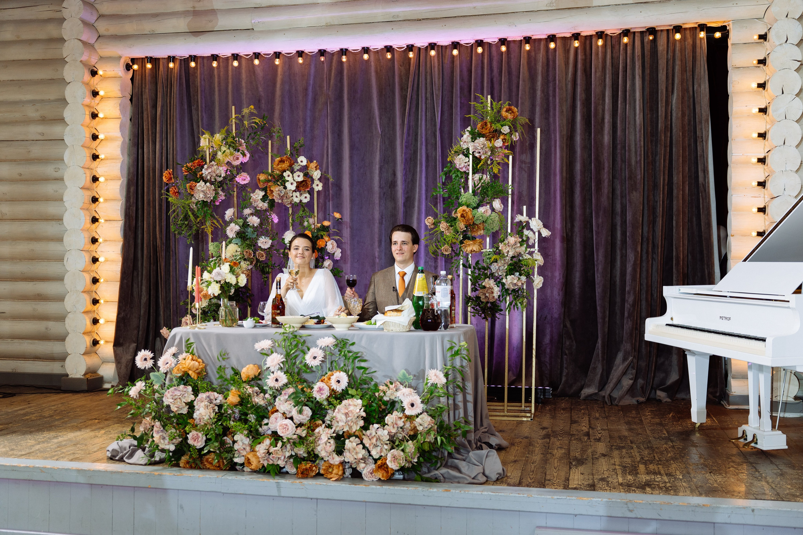 Свадьба Олега и Виктории в клубе «Ближняя дача»